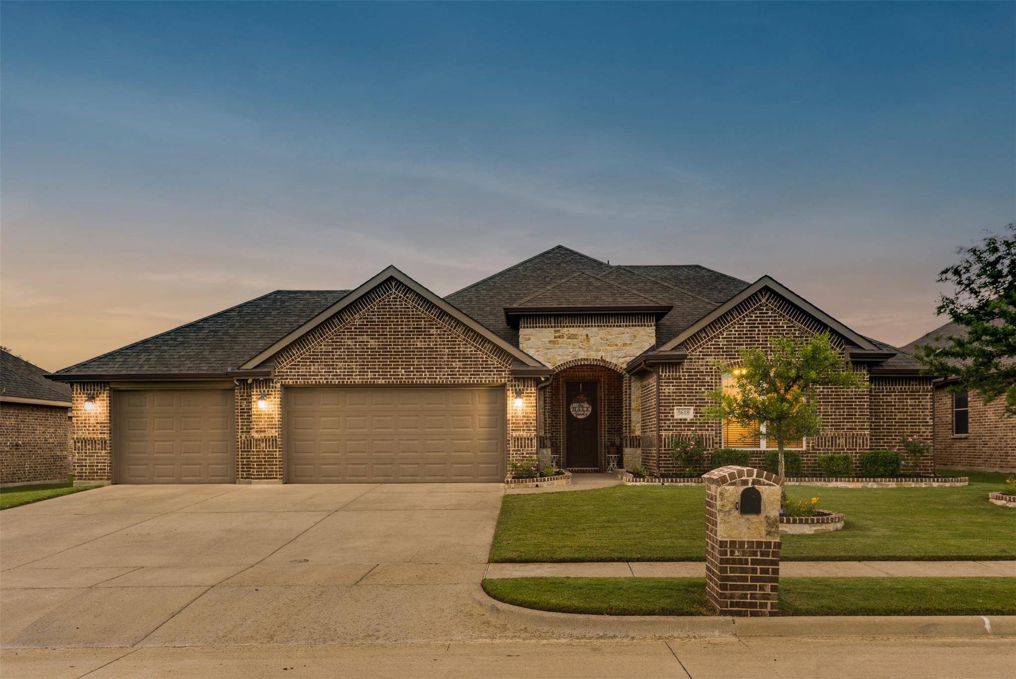 Midlothian, TX 76065,5618 Park View Drive