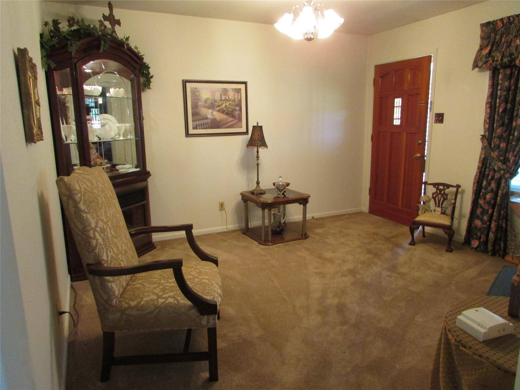 Ennis, TX 75119,1605 Lyndale Drive