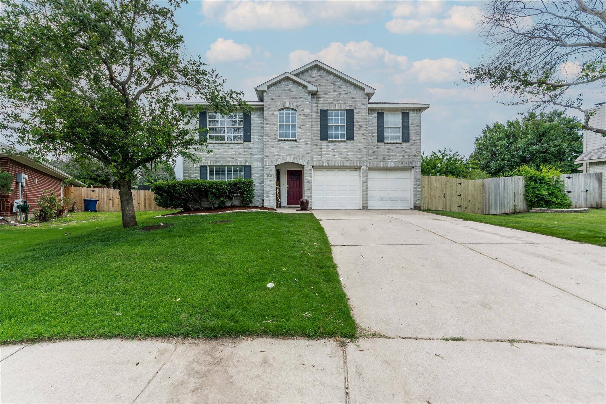 Mckinney, TX 75071,9009 Hampton Court