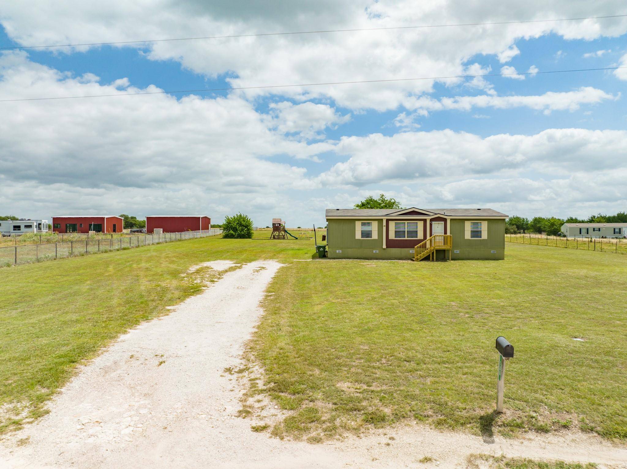 Milford, TX 76670,186 Hcr 4326