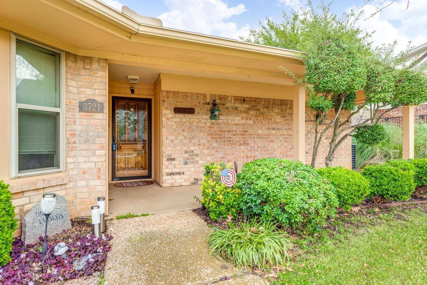 Colleyville, TX 76034,3721 Oakbriar Lane