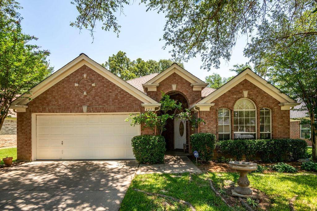 Burleson, TX 76028,621 Oakbrook Drive