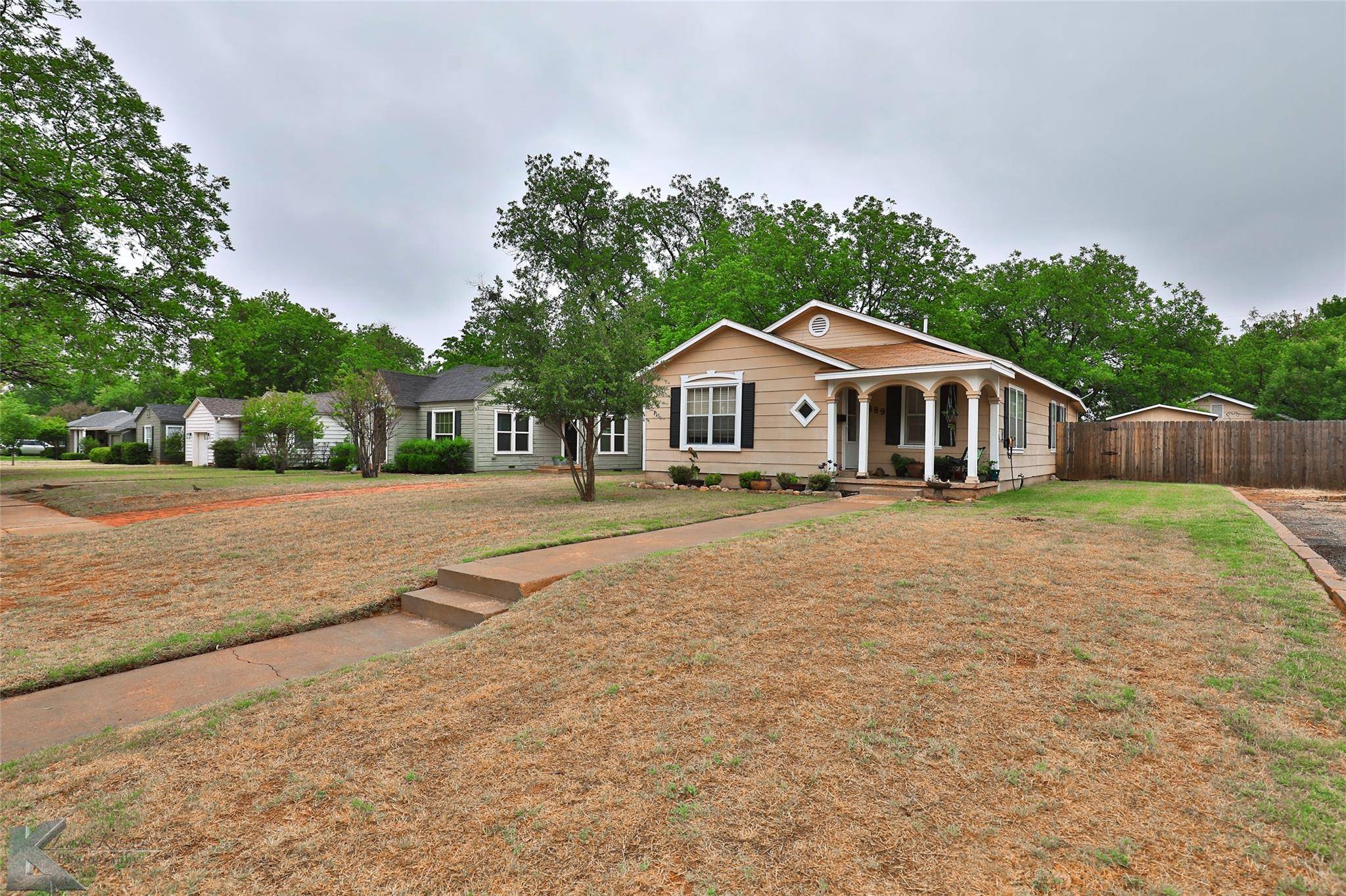 Abilene, TX 79605,889 Grove Street