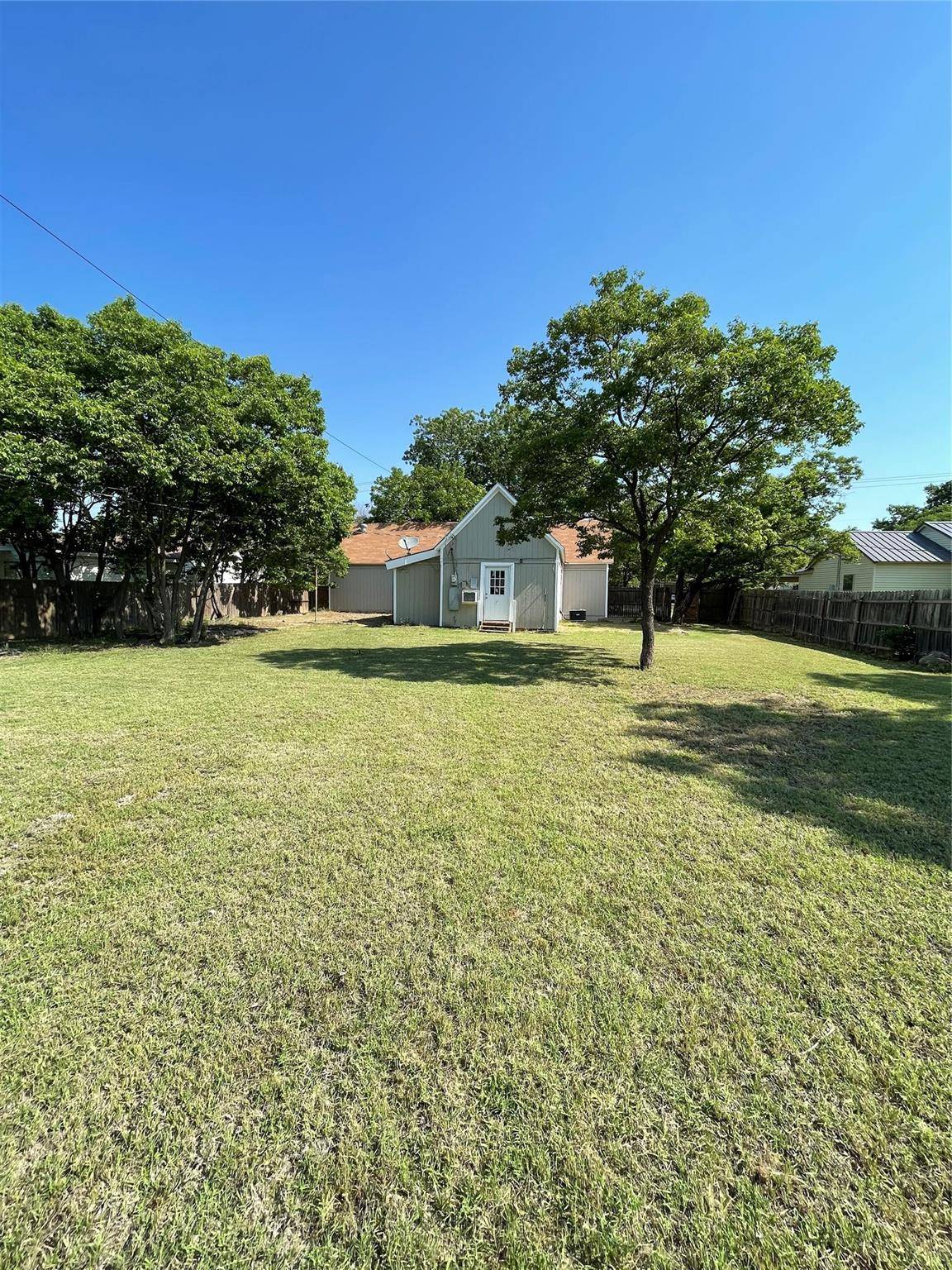 Olney, TX 76374,603 W Bloodworth Street