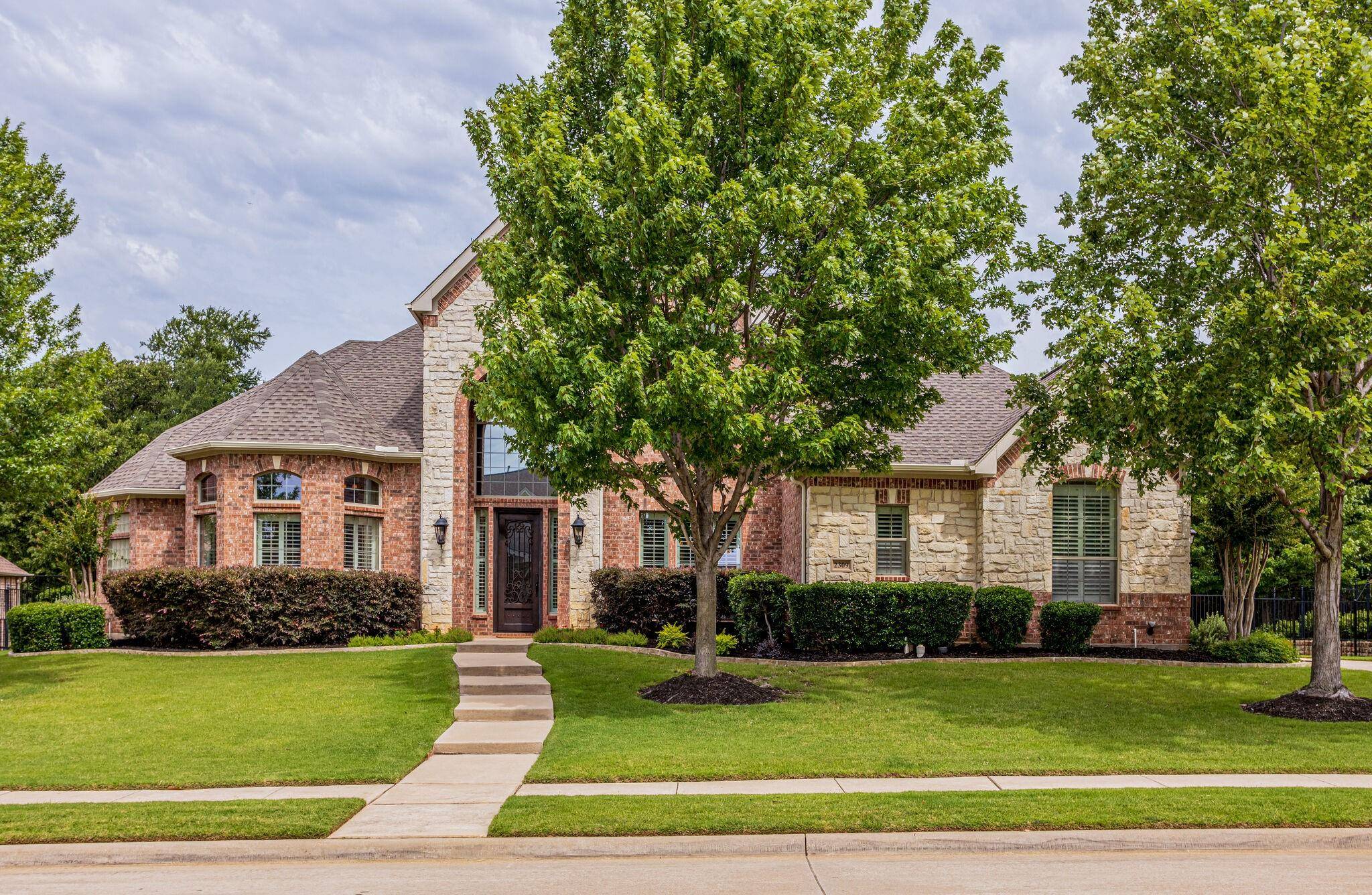 Flower Mound, TX 75022,2309 Roadrunner Drive