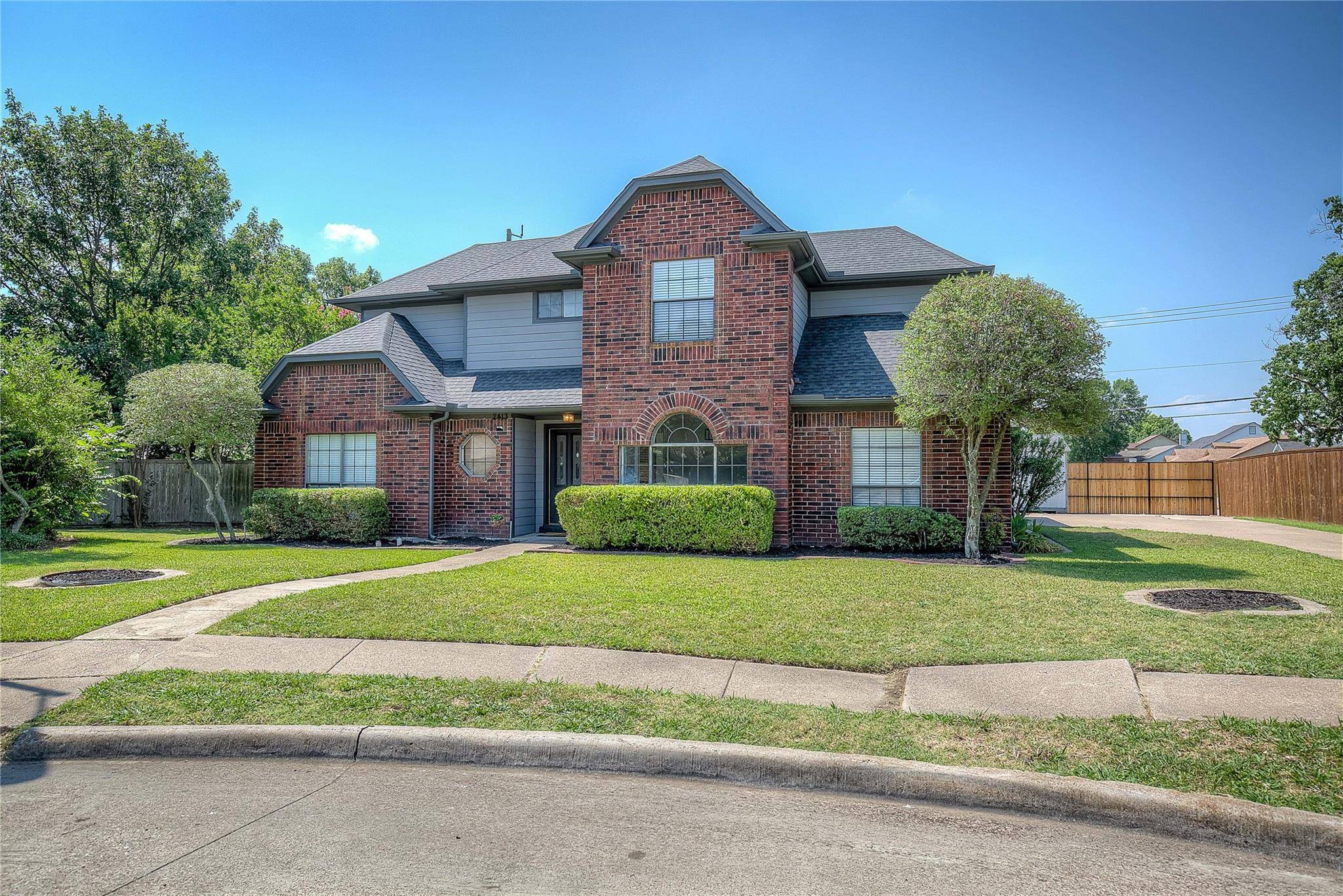 Mesquite, TX 75150,2413 Brook Crest Drive