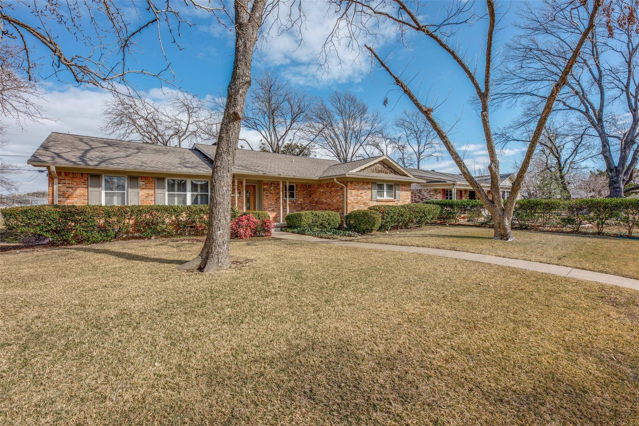 Dallas, TX 75228,9510 Springwater Drive