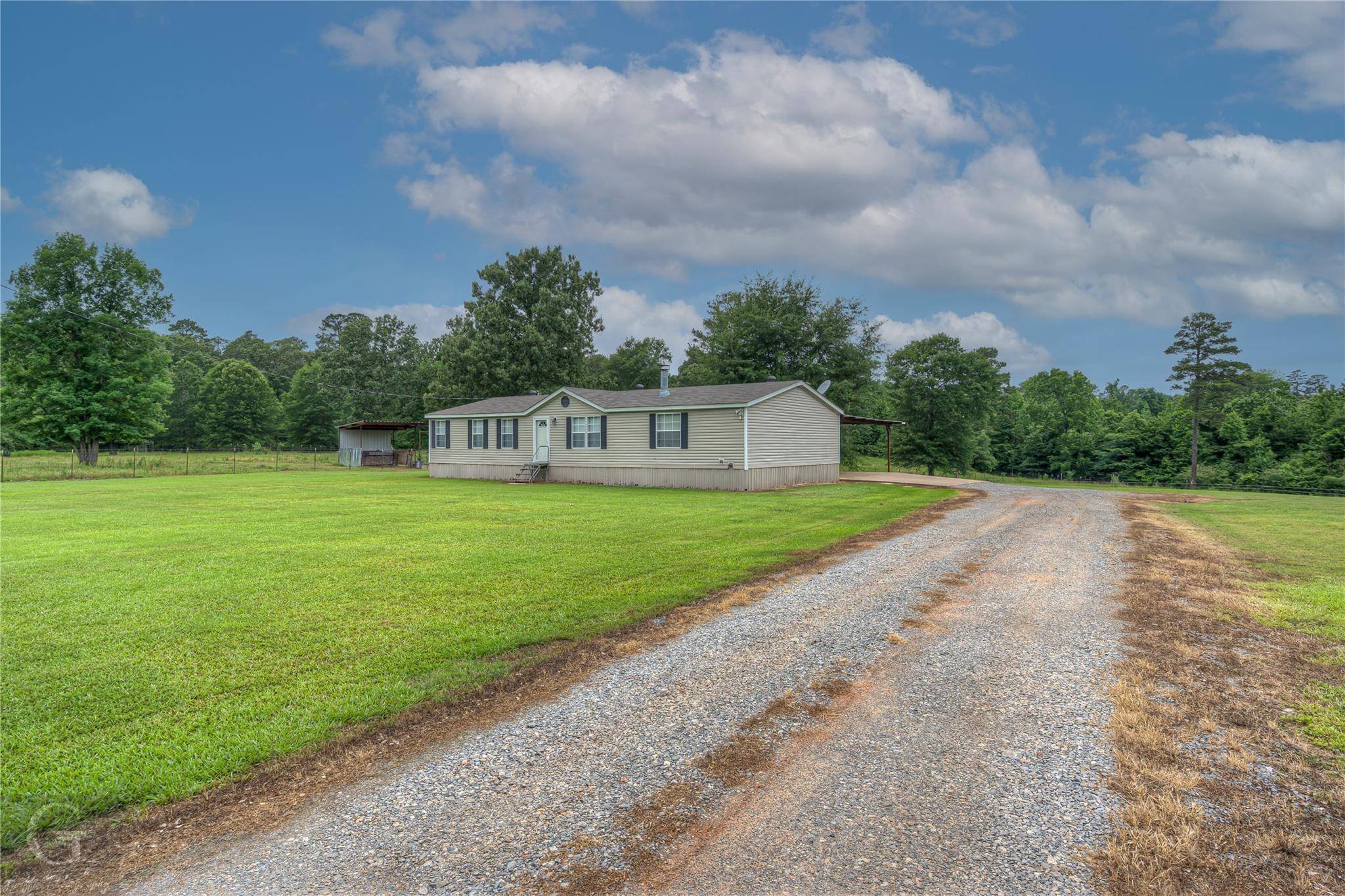 Benton, LA 71006,430 Linton Bellevue Road