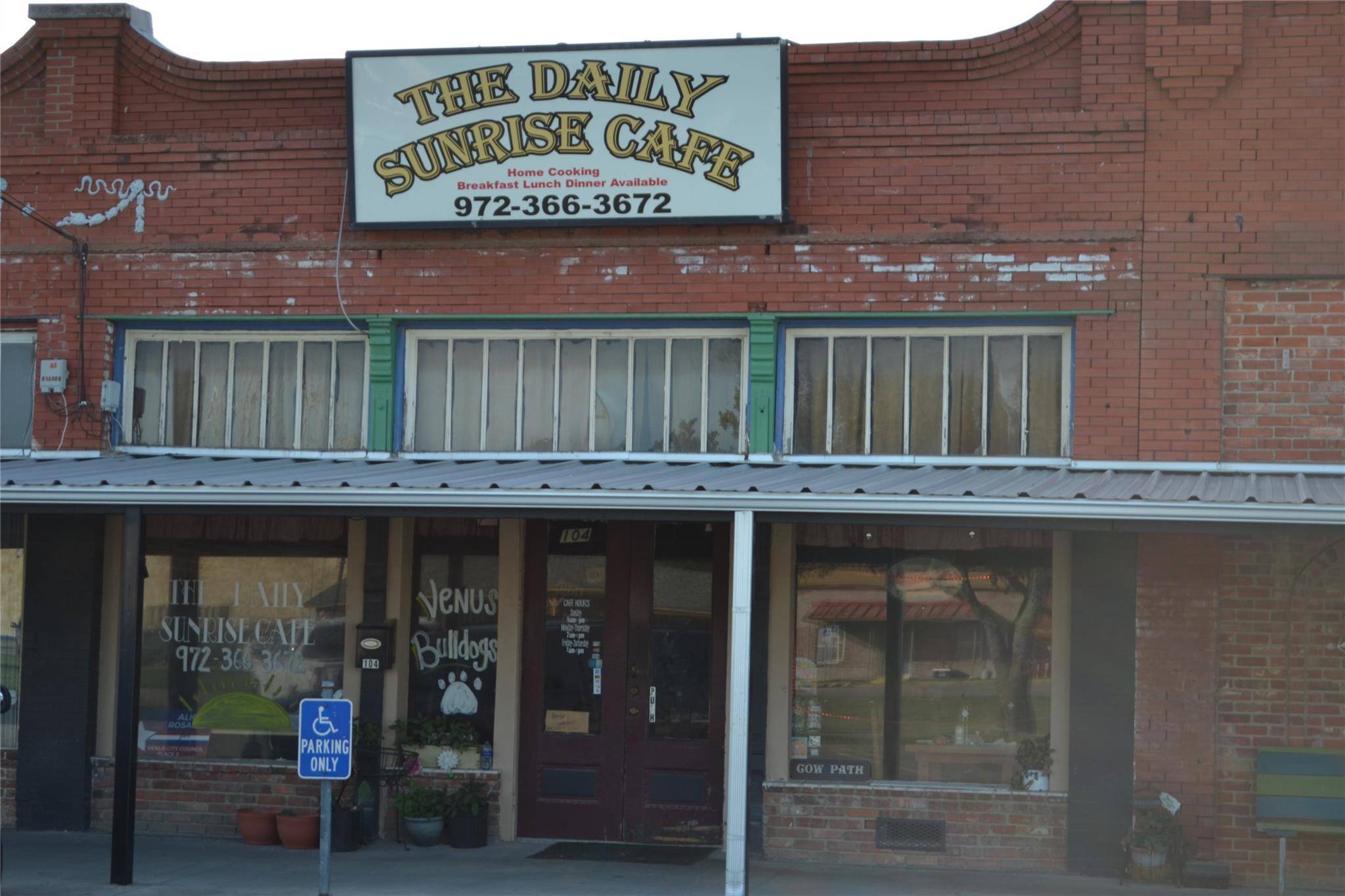 Venus, TX 76084,104 W 2nd Street