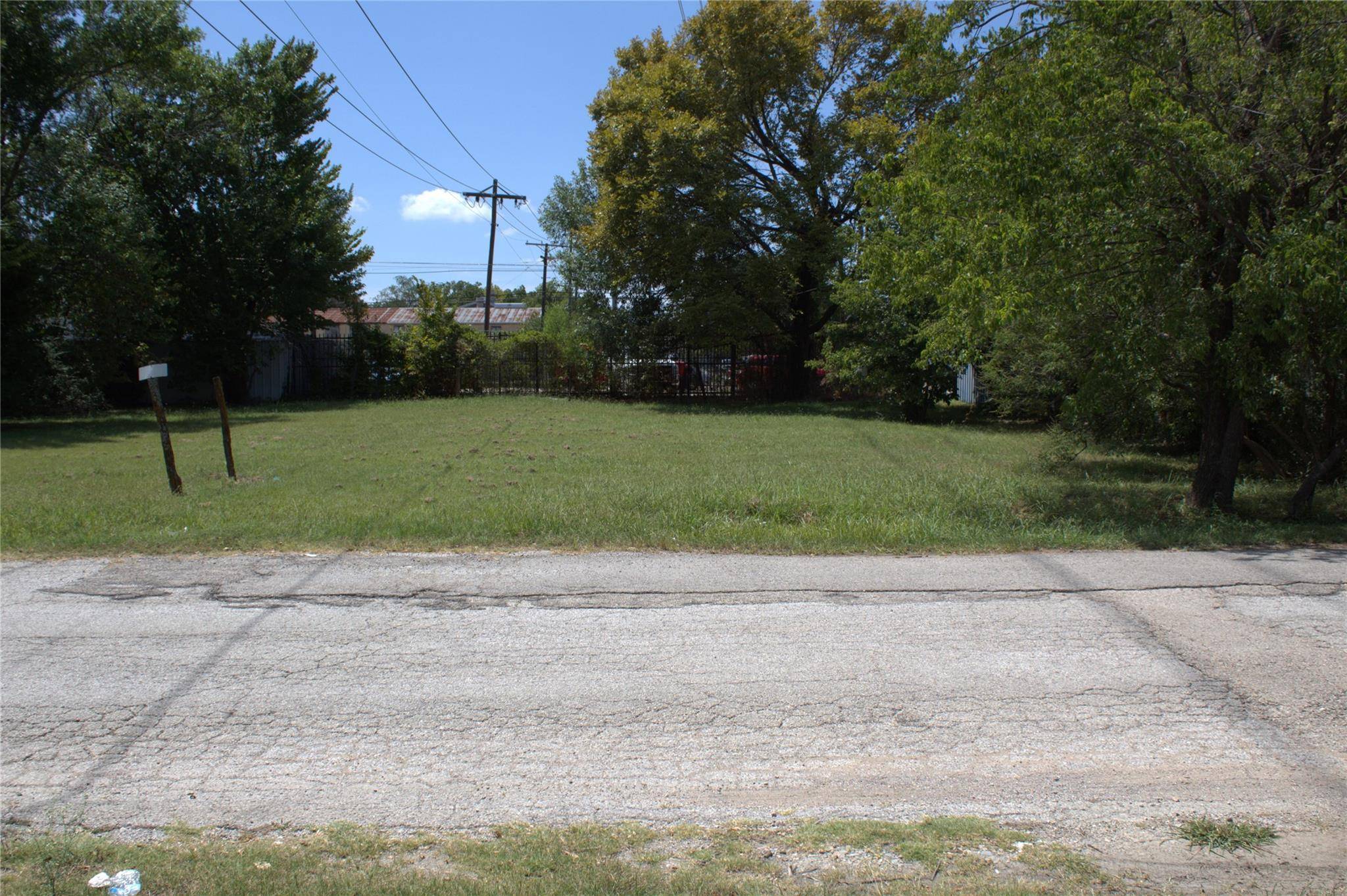 Garland, TX 75040,217 Barger Street