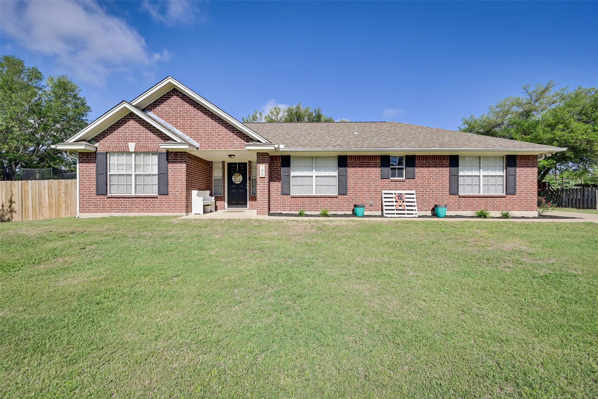 Teague, TX 75860,100 Wildflower Lane