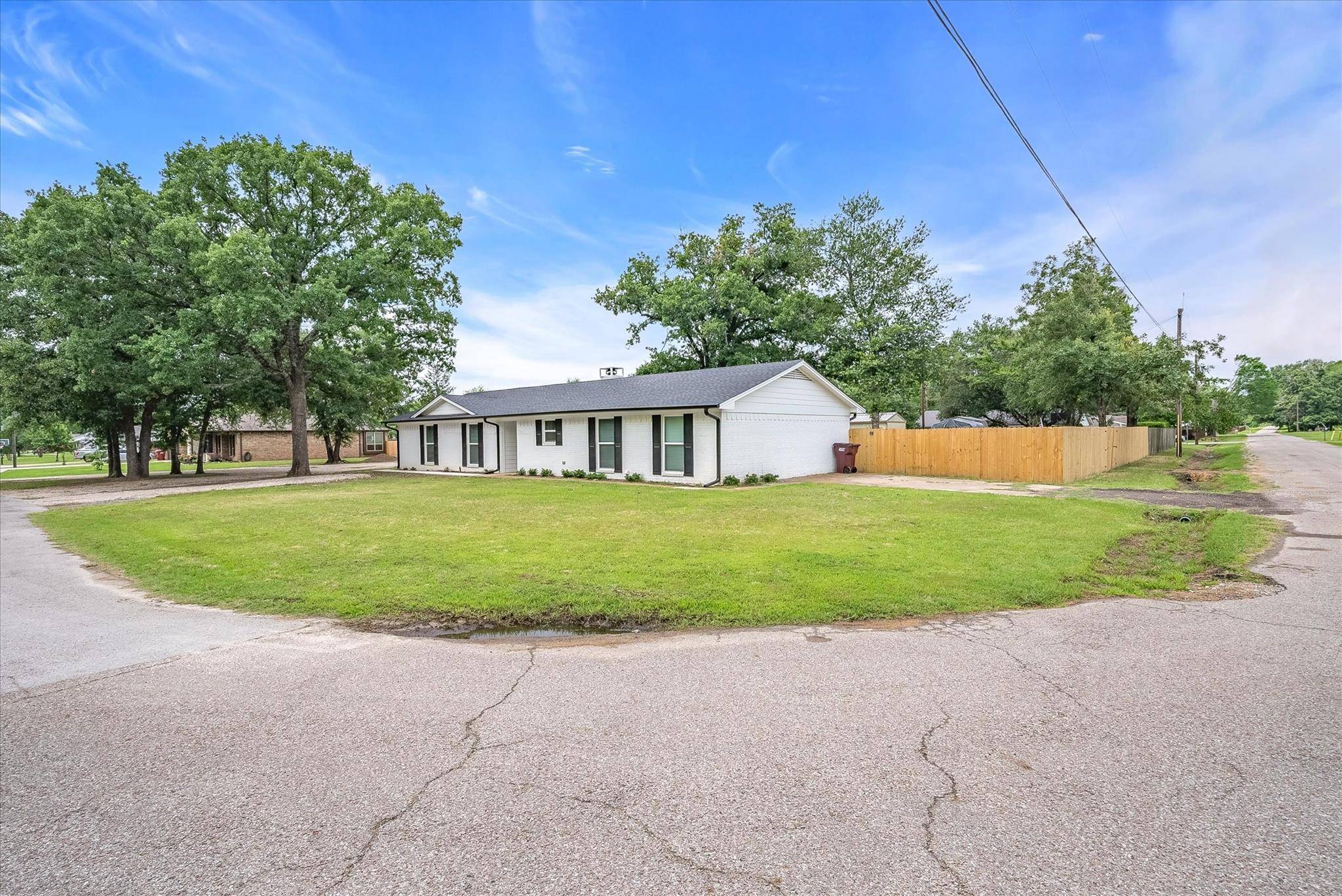 Grand Saline, TX 75140,1415 N Oak Street