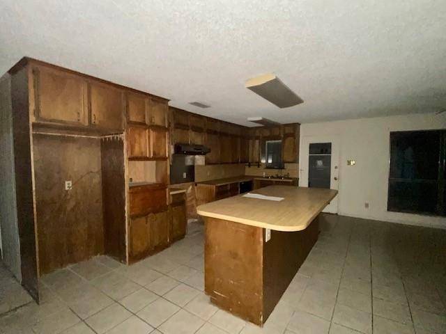 Jacksboro, TX 76458,228 E Belknap Street