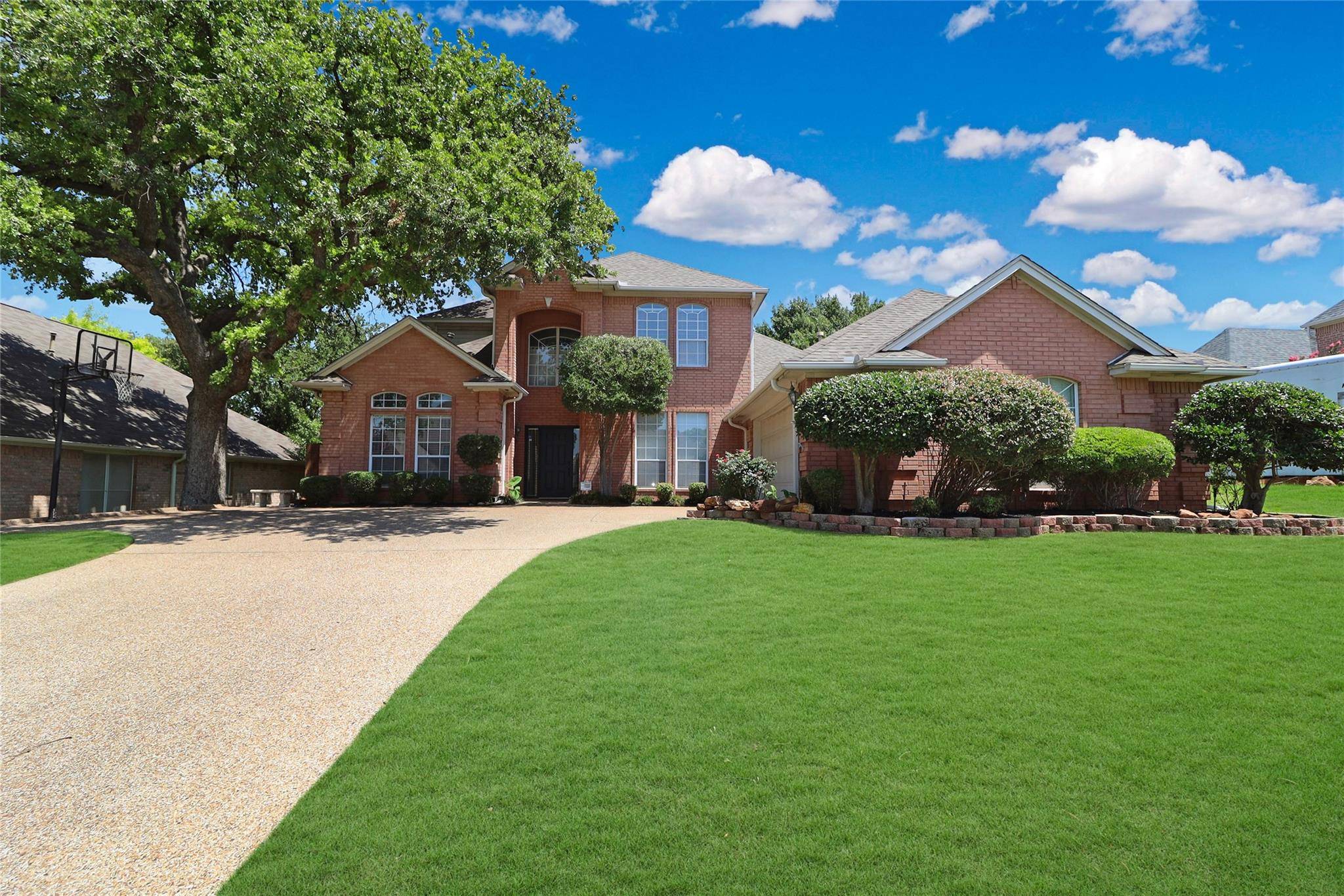 Bedford, TX 76021,1213 Carousel Drive