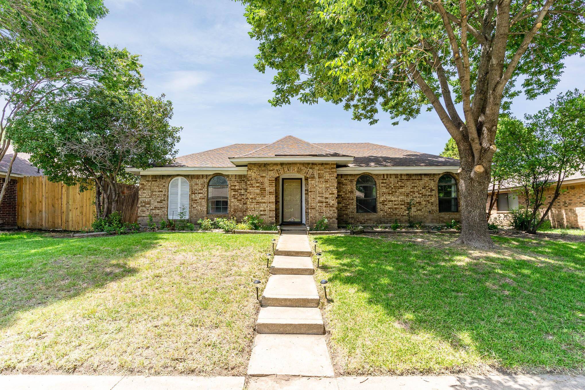 Garland, TX 75040,2521 Idlewood Drive