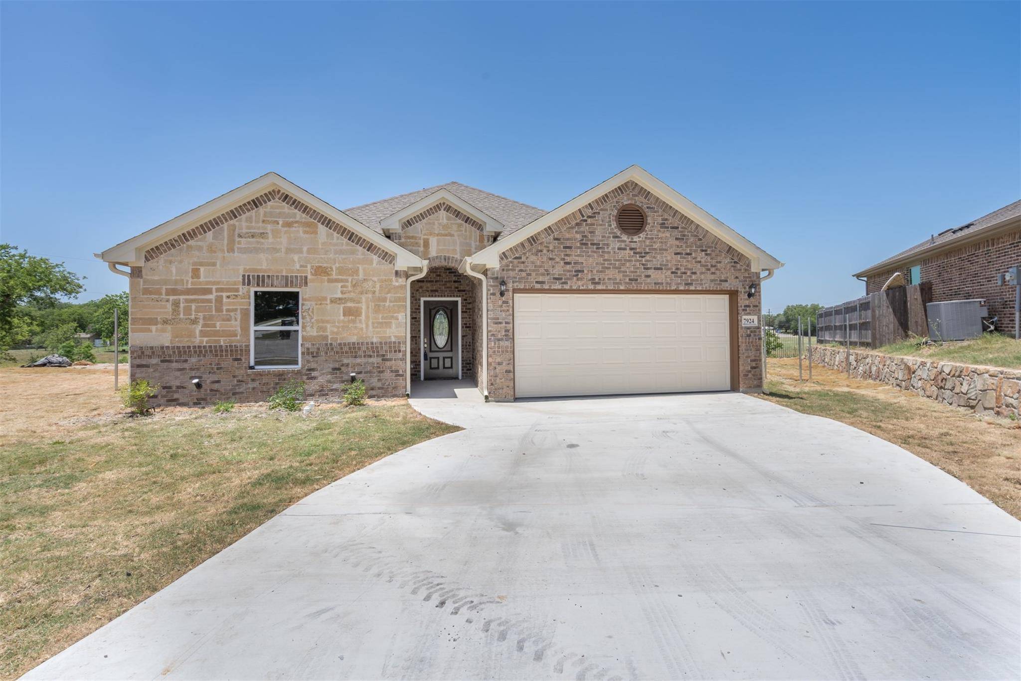 White Settlement, TX 76108,7924 Wilson Cliff Court