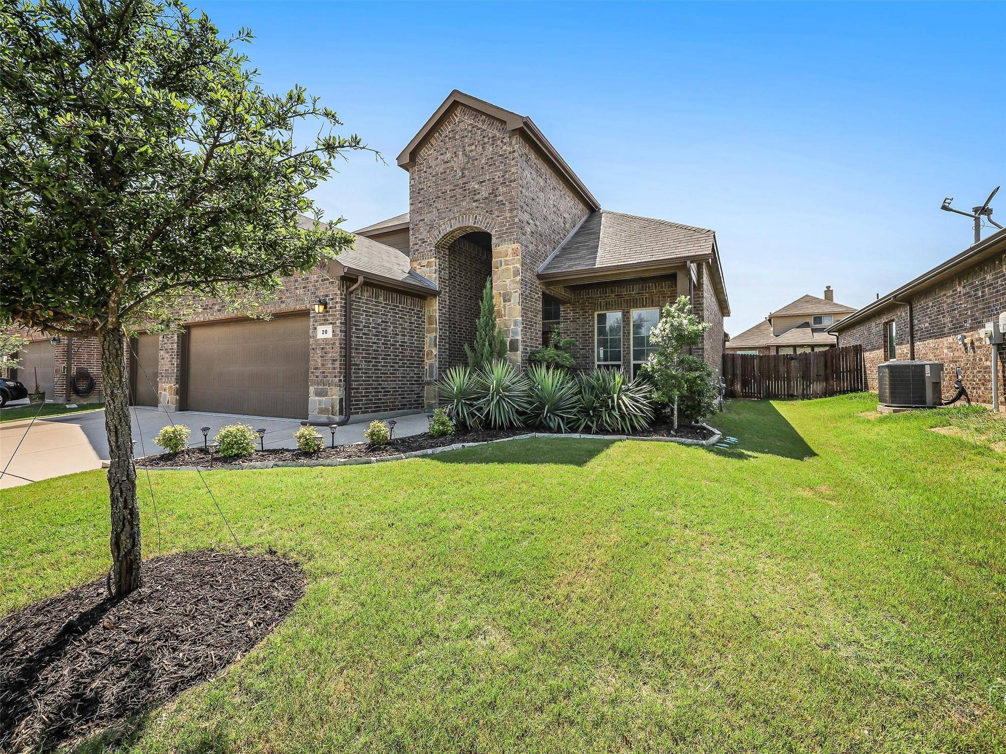 Edgecliff Village, TX 76134,20 Auburn Drive