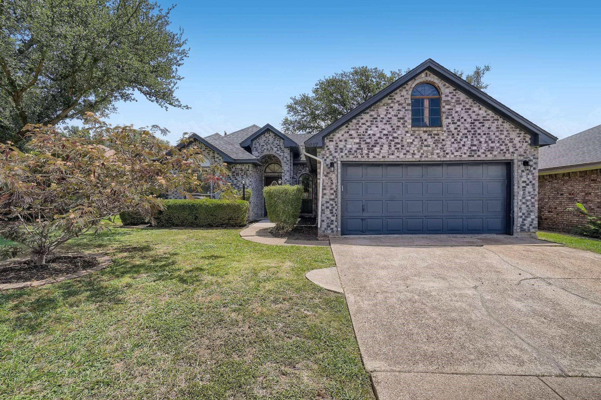 Arlington, TX 76017,6017 Fern Meadow Road