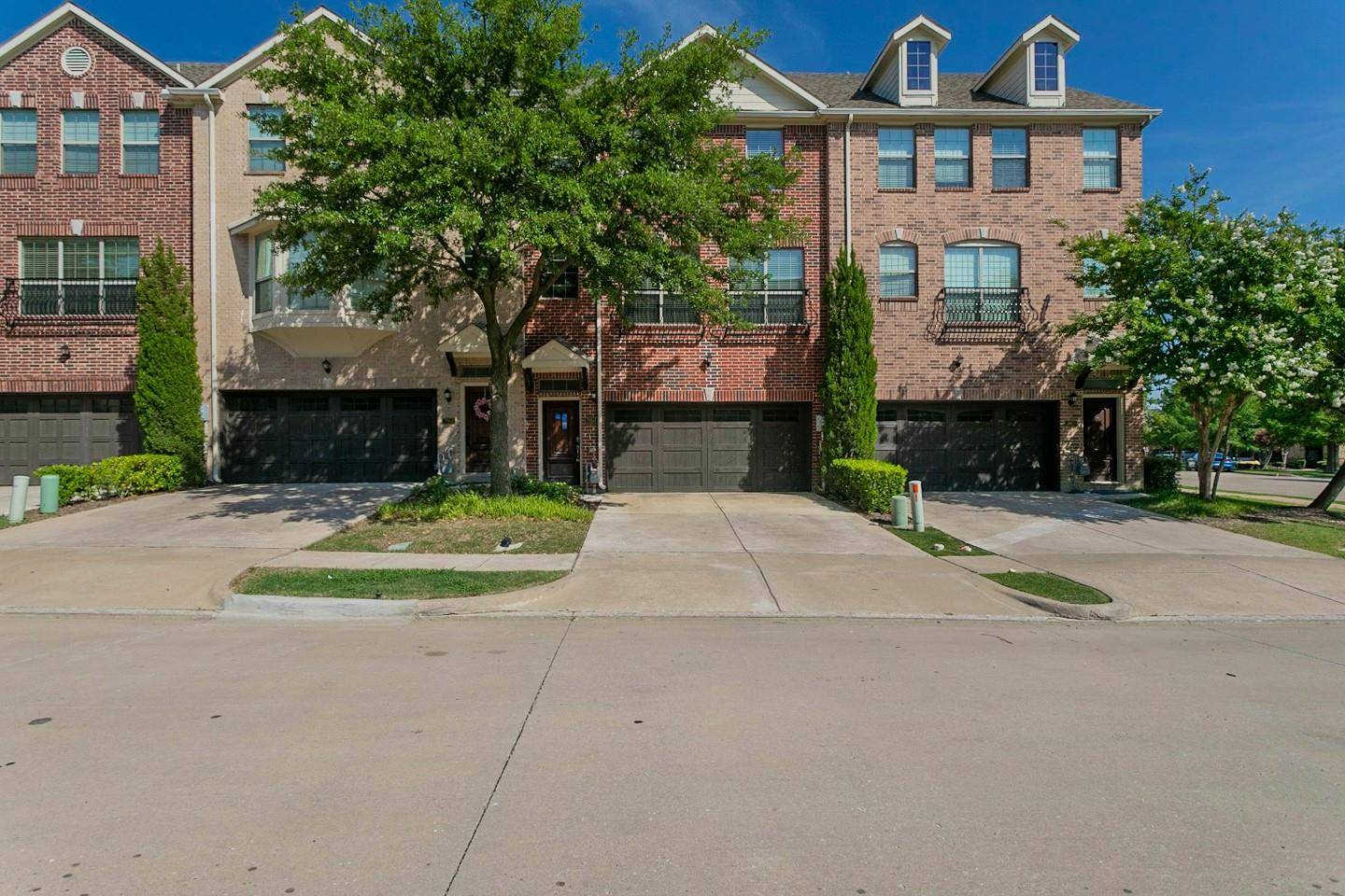 Irving, TX 75063,7864 Morven Park