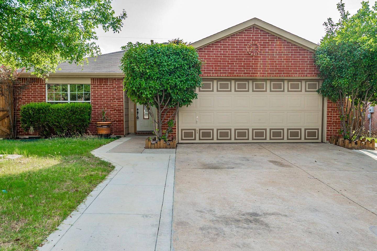 Dallas, TX 75227,4819 Derby Lane