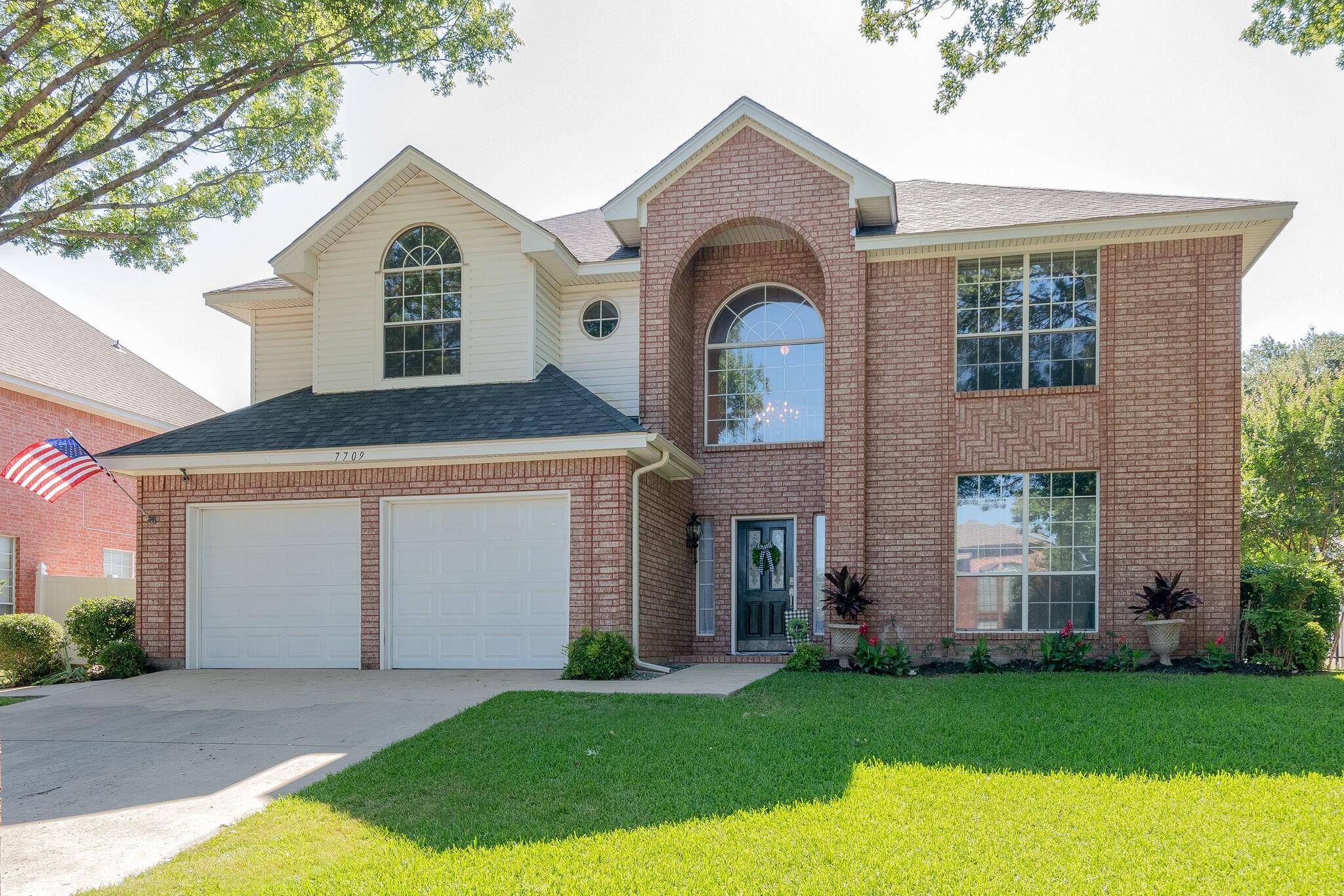 Fort Worth, TX 76133,7709 Grassland Drive