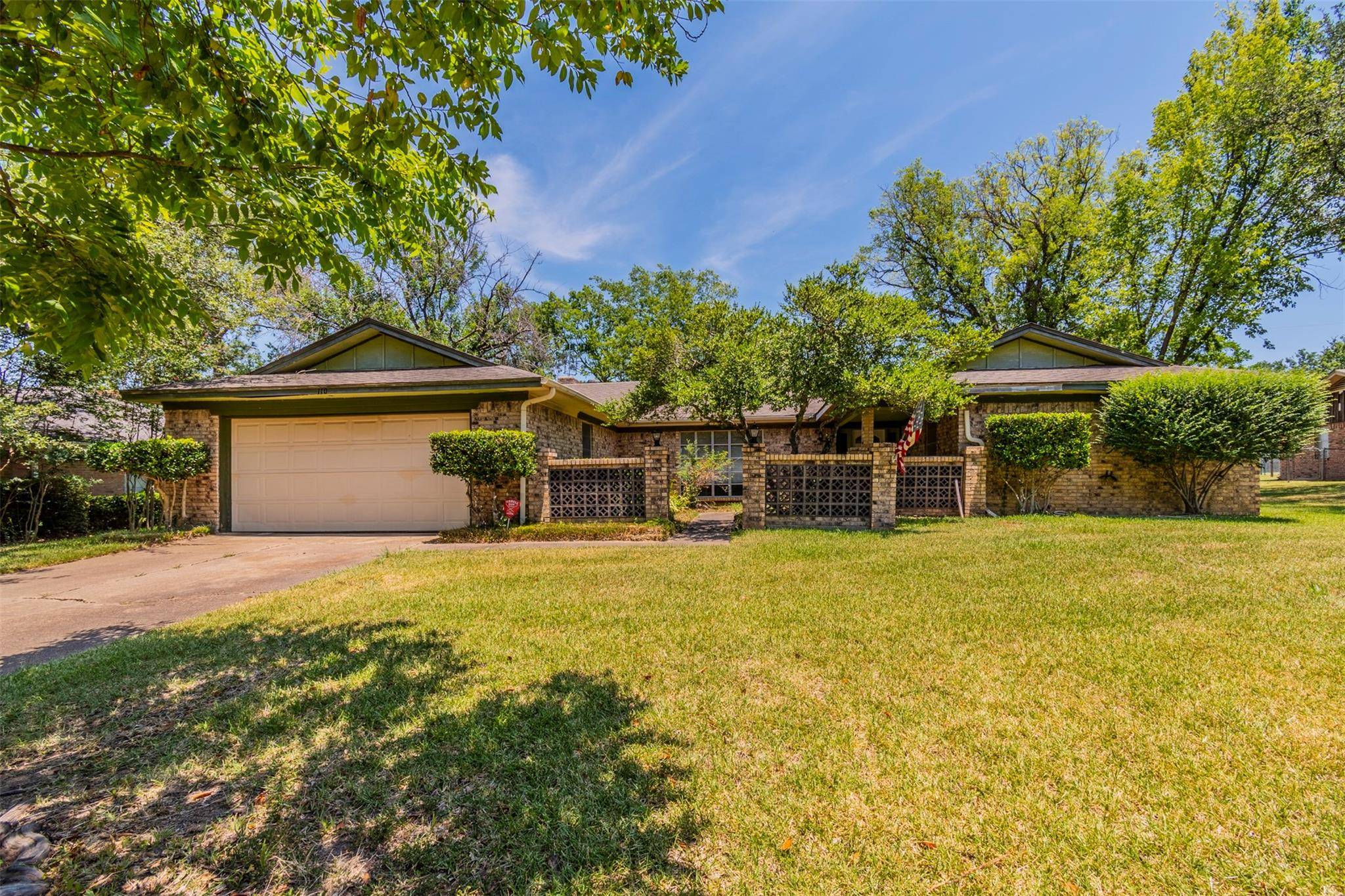 Terrell, TX 75160,110 Poinsettia Circle