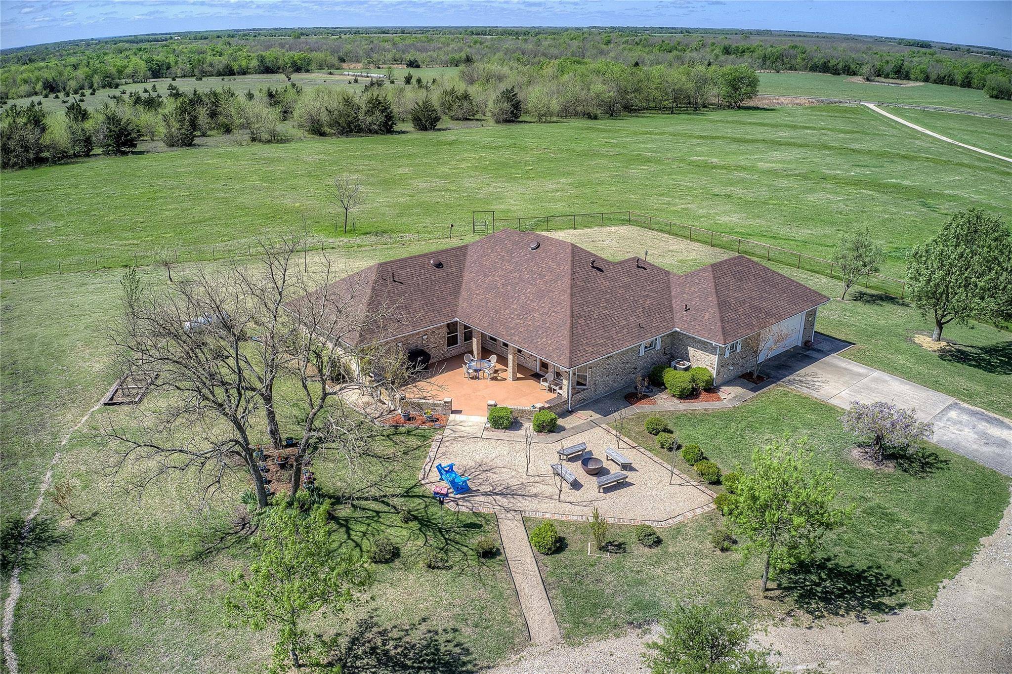 Cooper, TX 75432,1400 Farm Road 3388