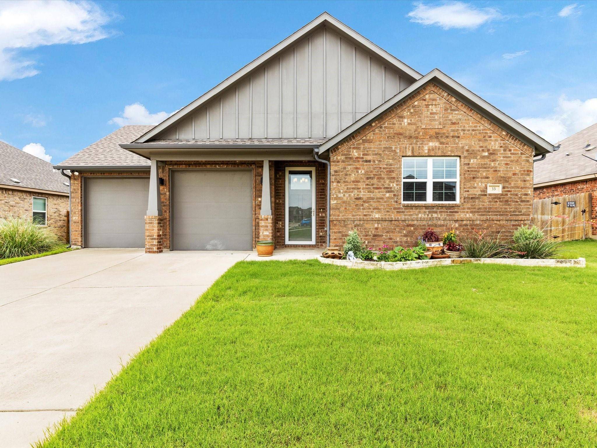 Sanger, TX 76266,33 Pleasant Valley