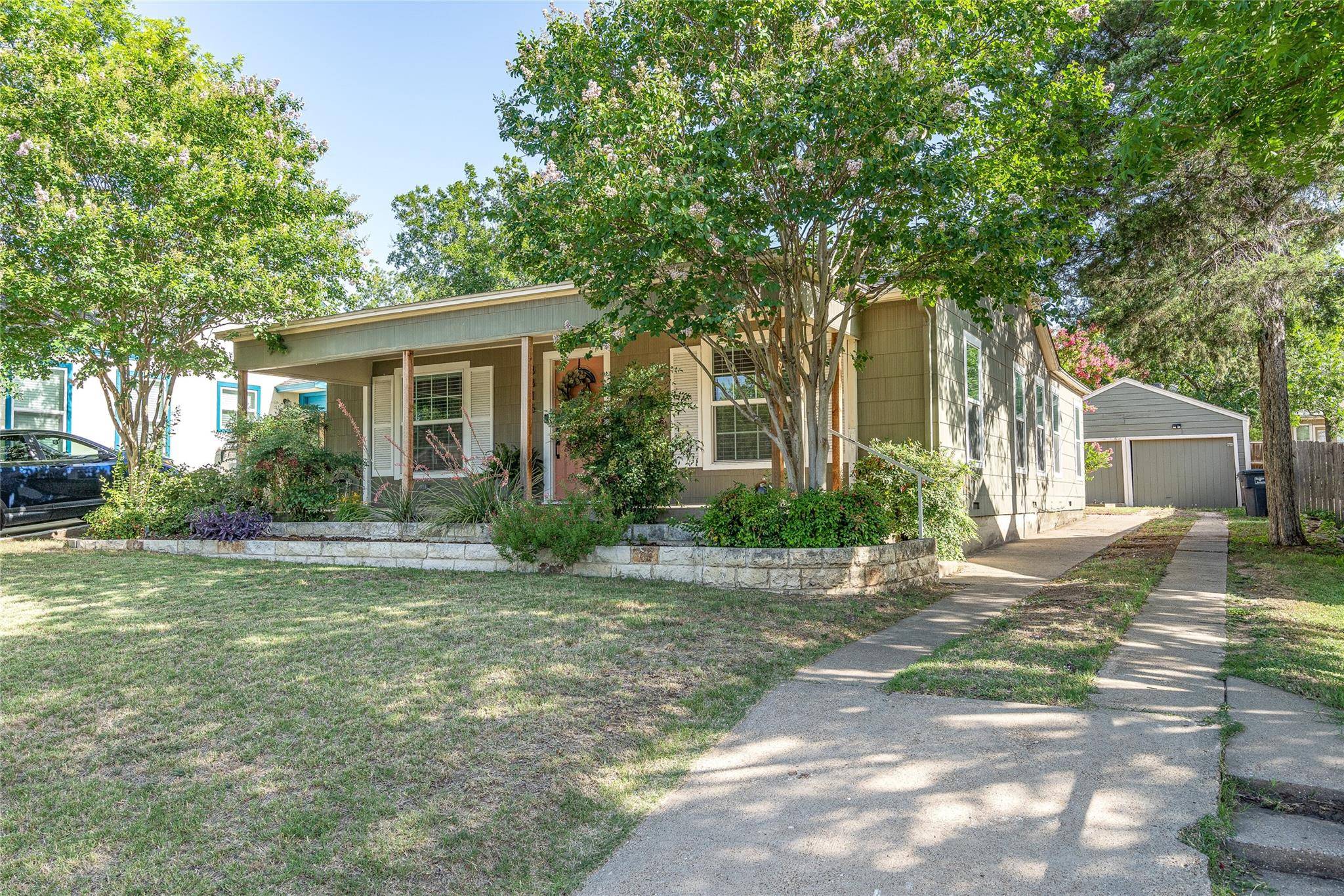 Fort Worth, TX 76107,3816 Collinwood Avenue