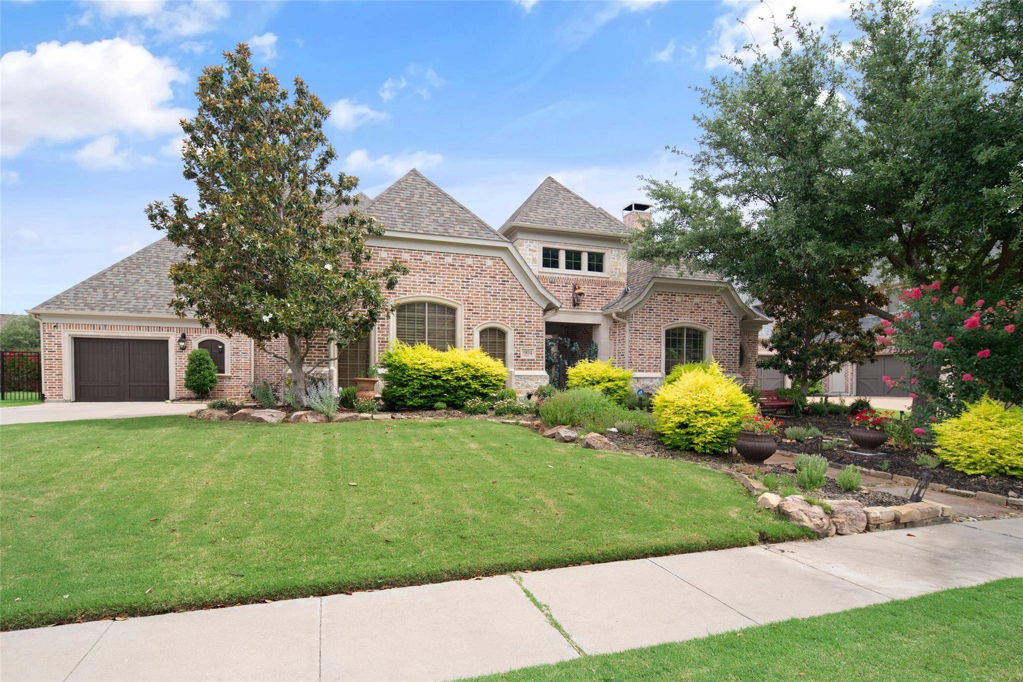 Allen, TX 75013,904 Thornbury Court