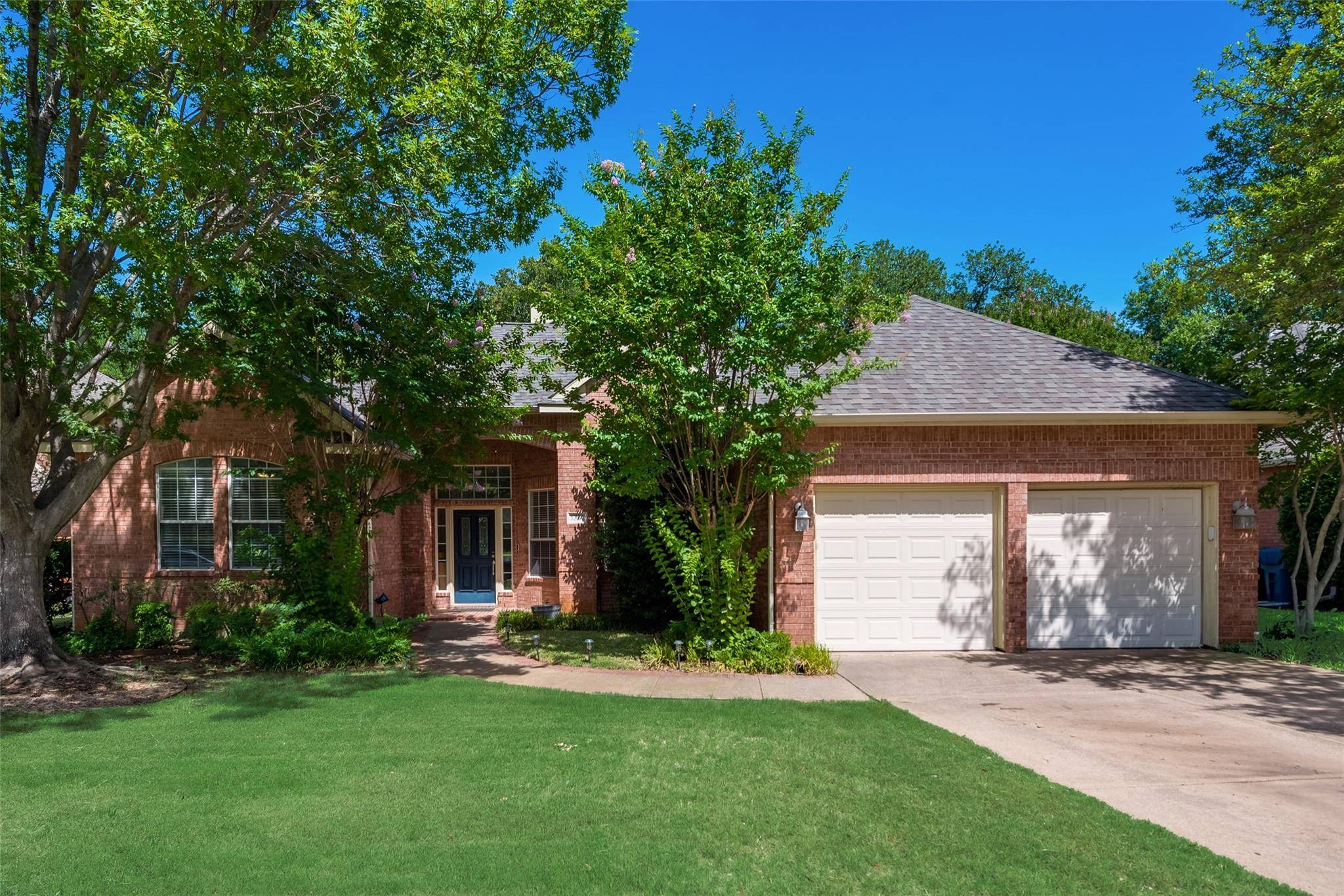 Flower Mound, TX 75028,1324 Saint Francis Lane