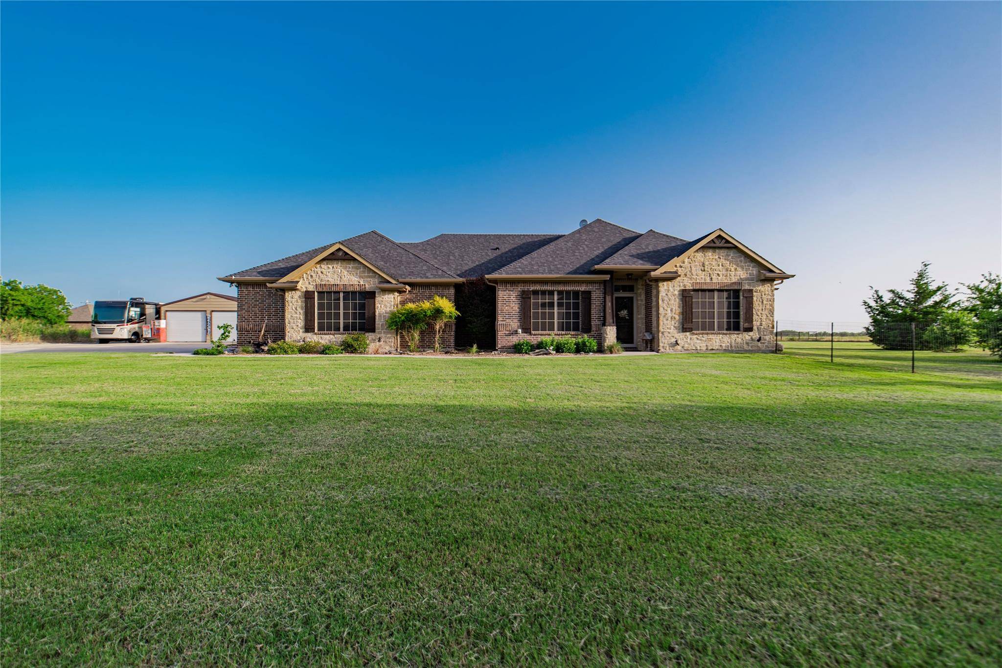 Farmersville, TX 75442,2070 County Road 551