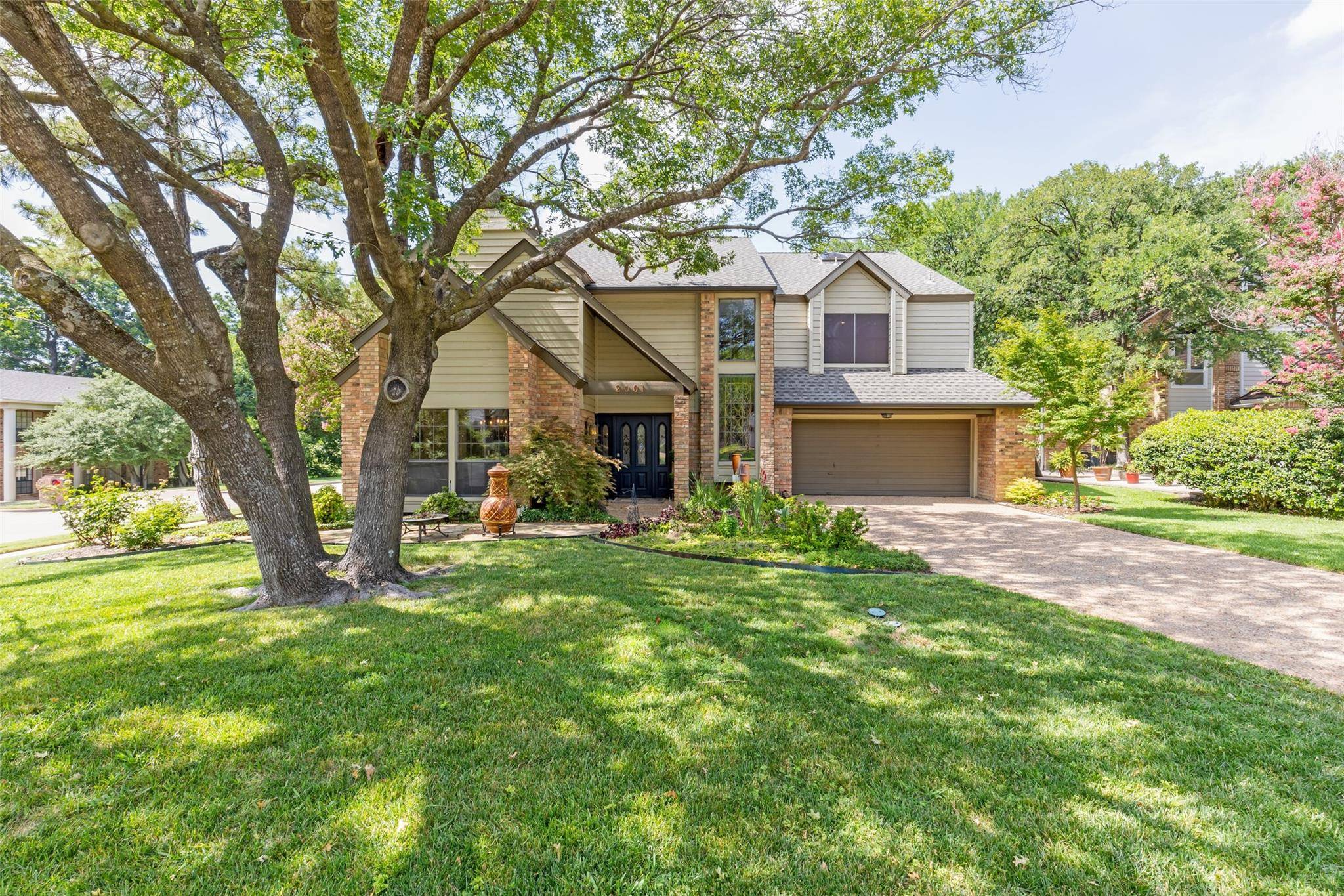 Richardson, TX 75082,2001 Pebble Beach Court