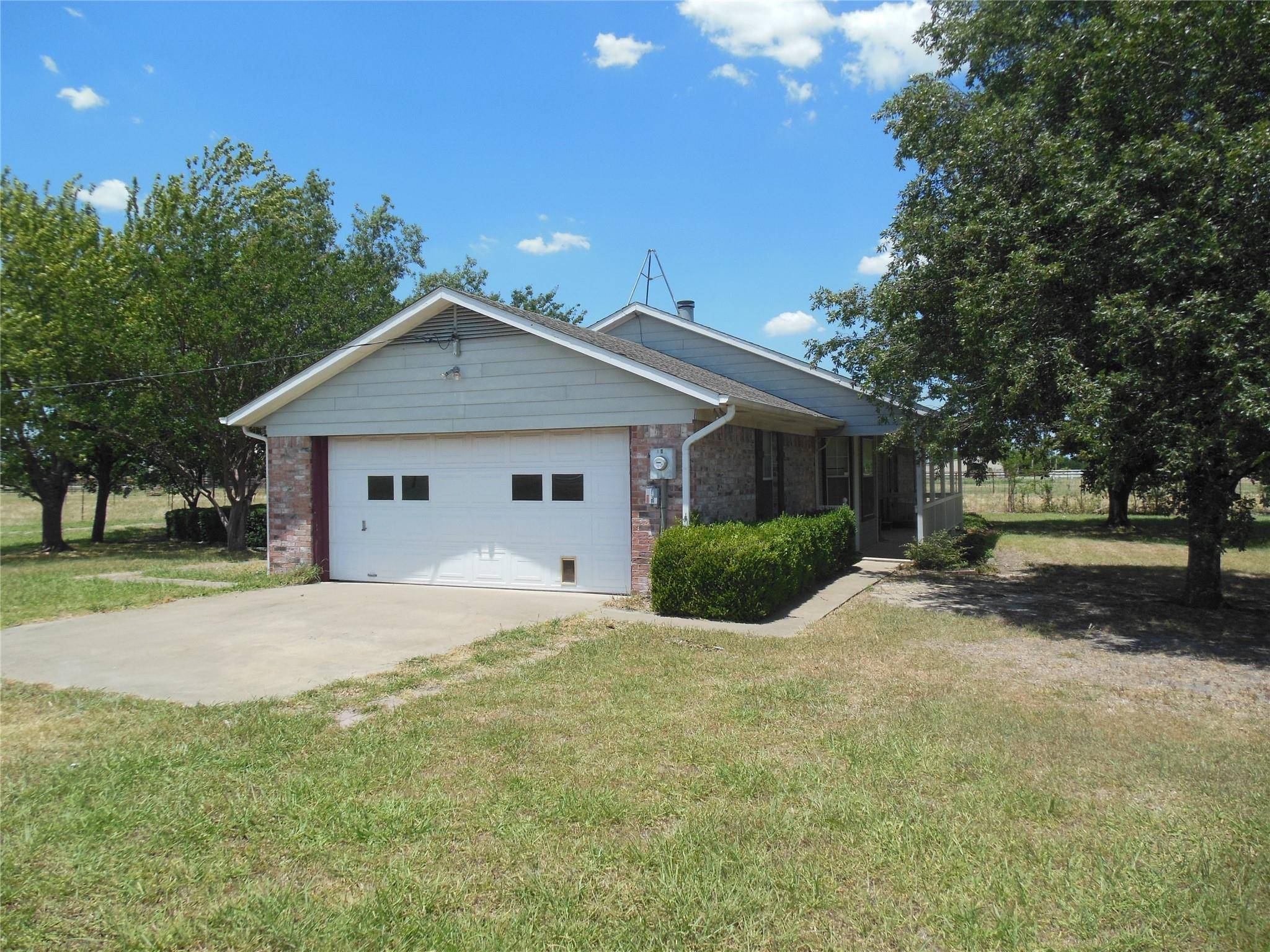 Greenville, TX 75401,124 County Road 1065