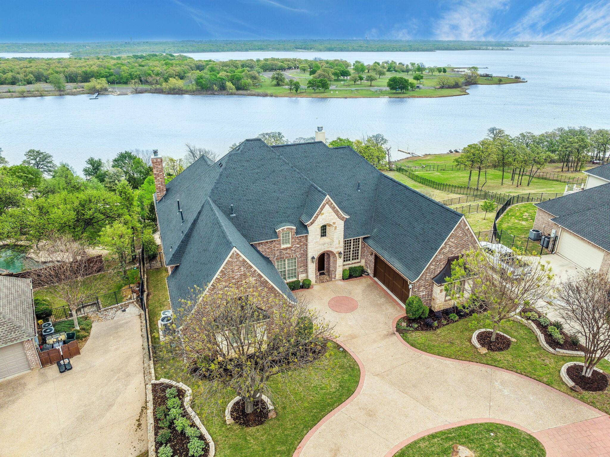 Highland Village, TX 75077,3105 Misty Oak Drive