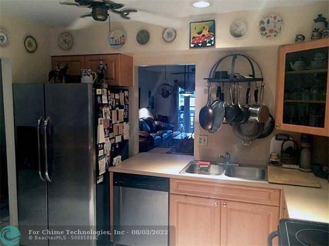 Hollywood, FL 33024,7552 Stirling Rd #213