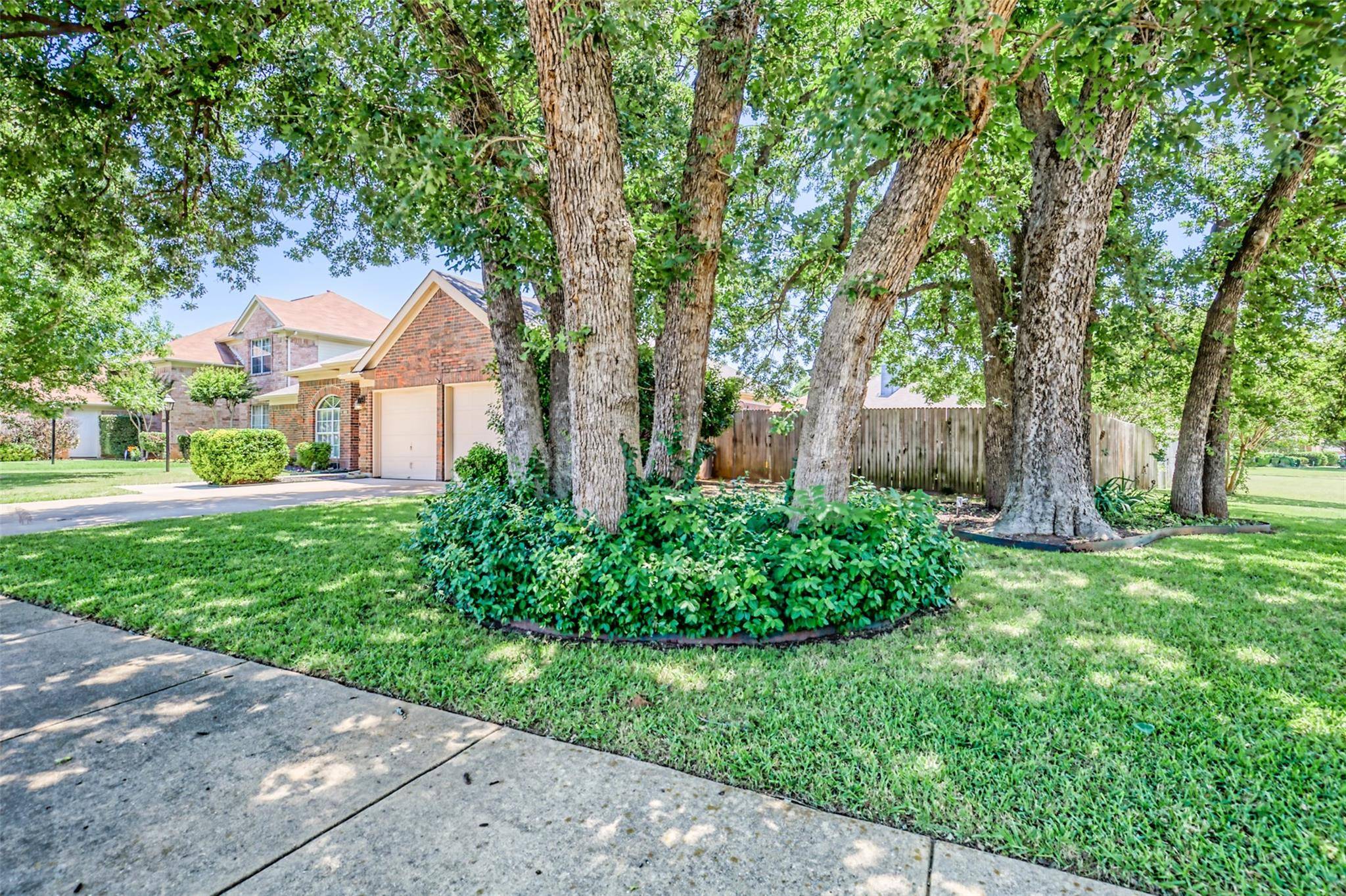 Hurst, TX 76053,300 Park Forest Court