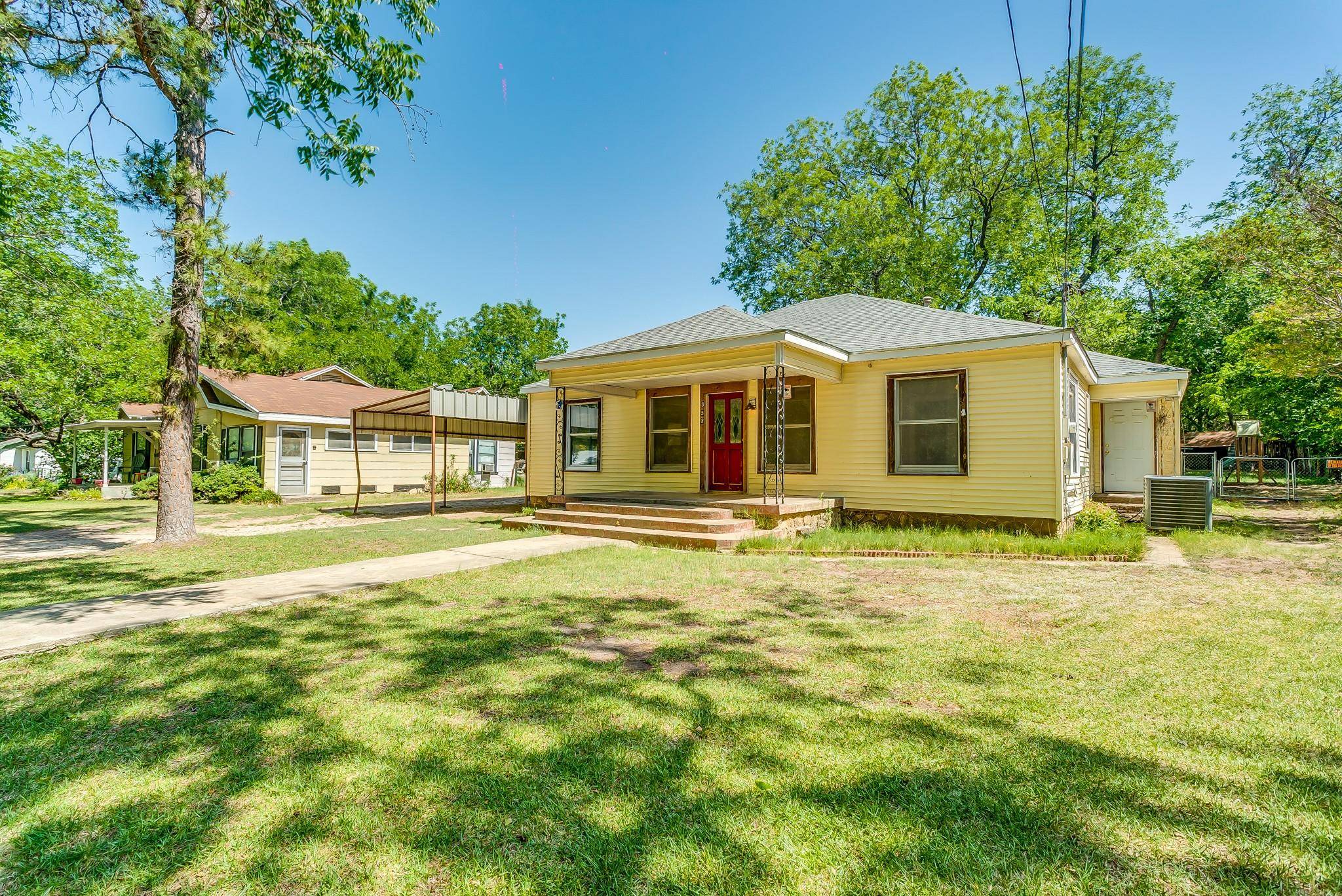 Dublin, TX 76446,358 W Live Oak Street