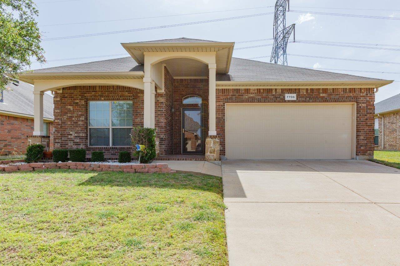 Arlington, TX 76002,7706 Black Willow Lane