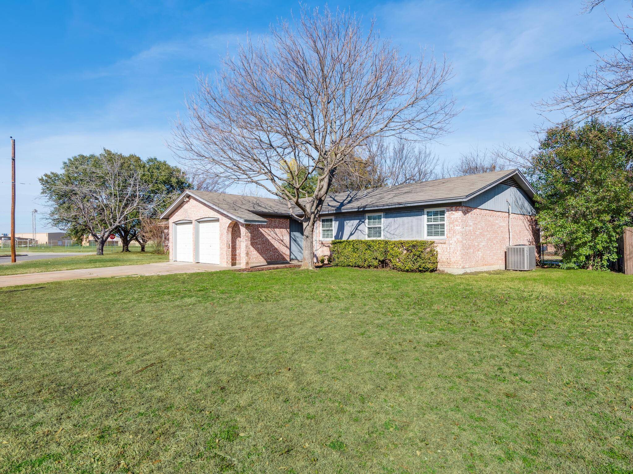 Burleson, TX 76028,207 Stefanie Street