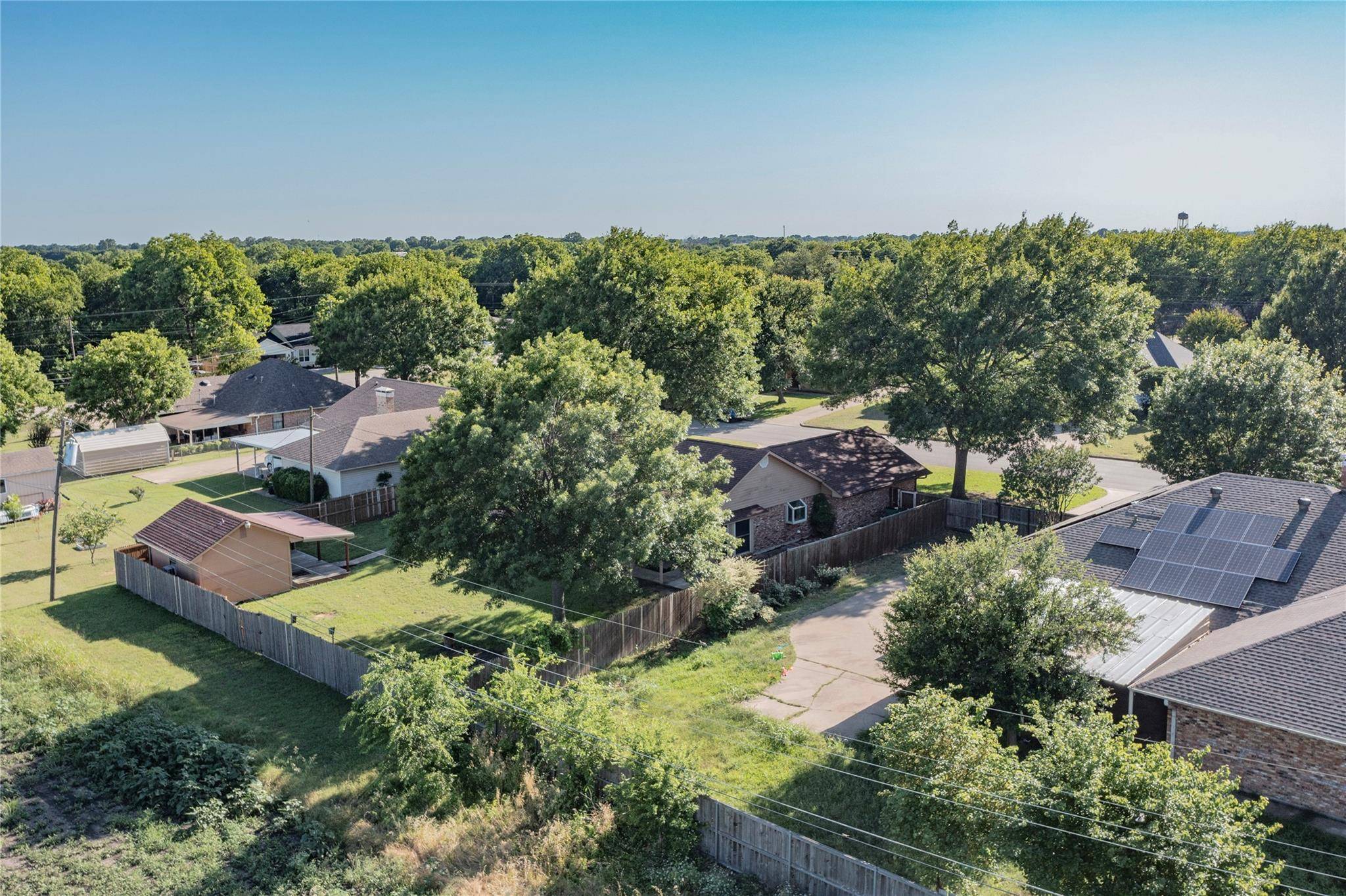 Howe, TX 75459,505 Castlegate Street