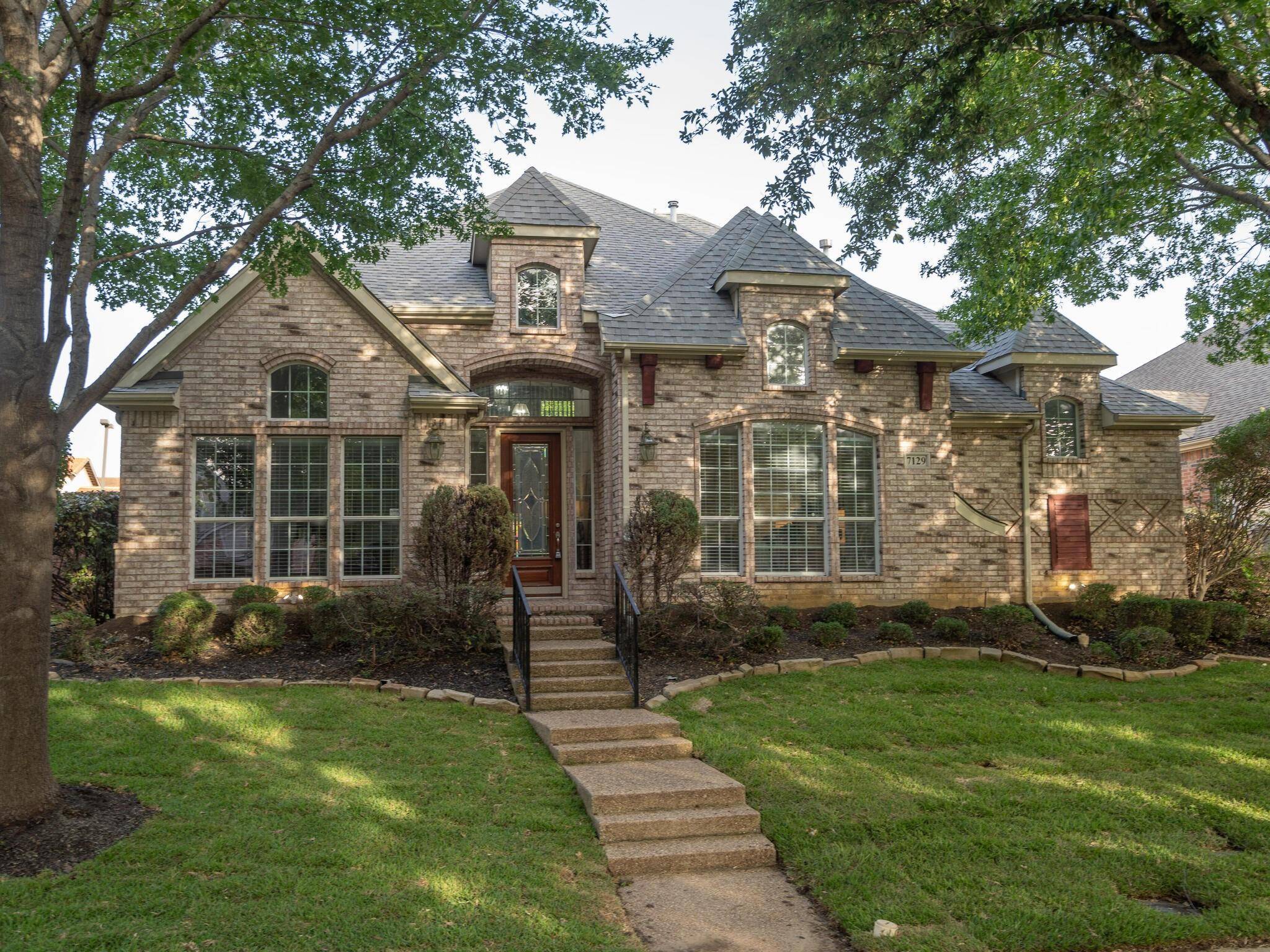 Irving, TX 75063,7129 Sugar Maple Drive