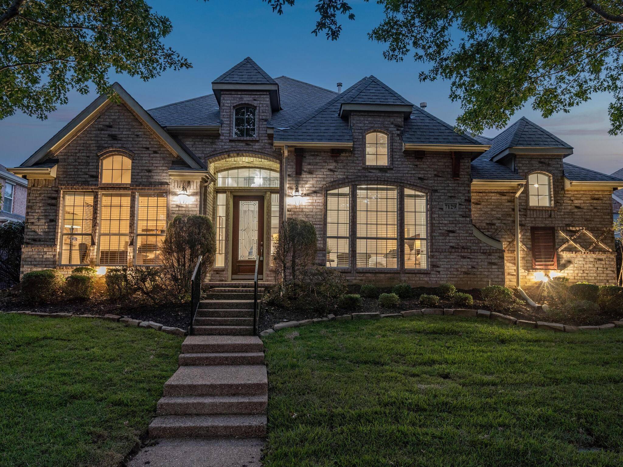 Irving, TX 75063,7129 Sugar Maple Drive