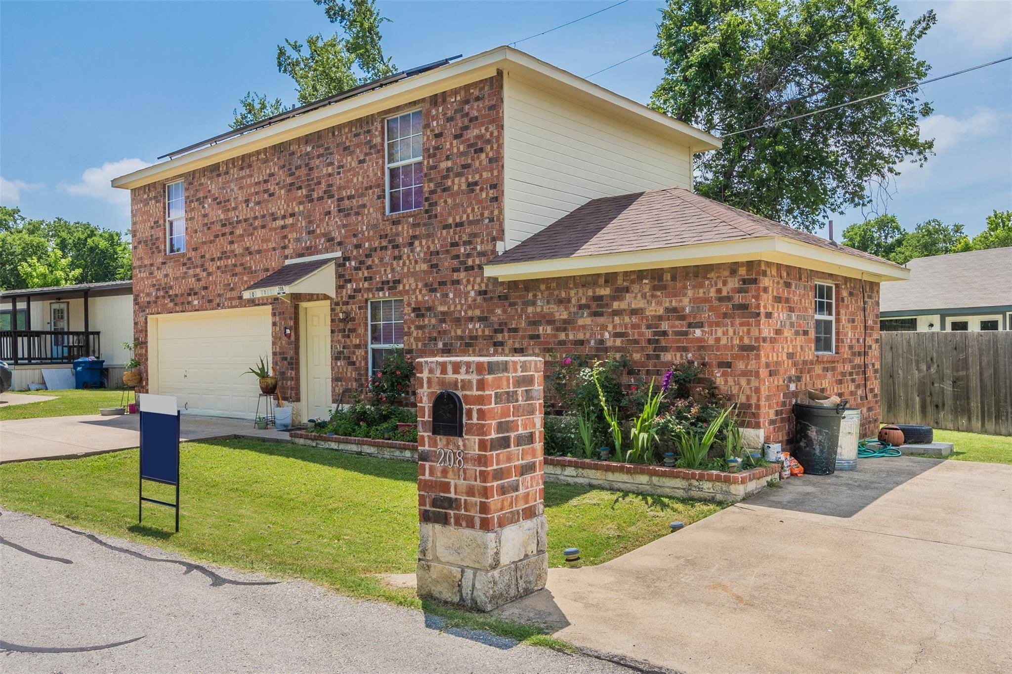 Rockwall, TX 75032,208 Trout Street