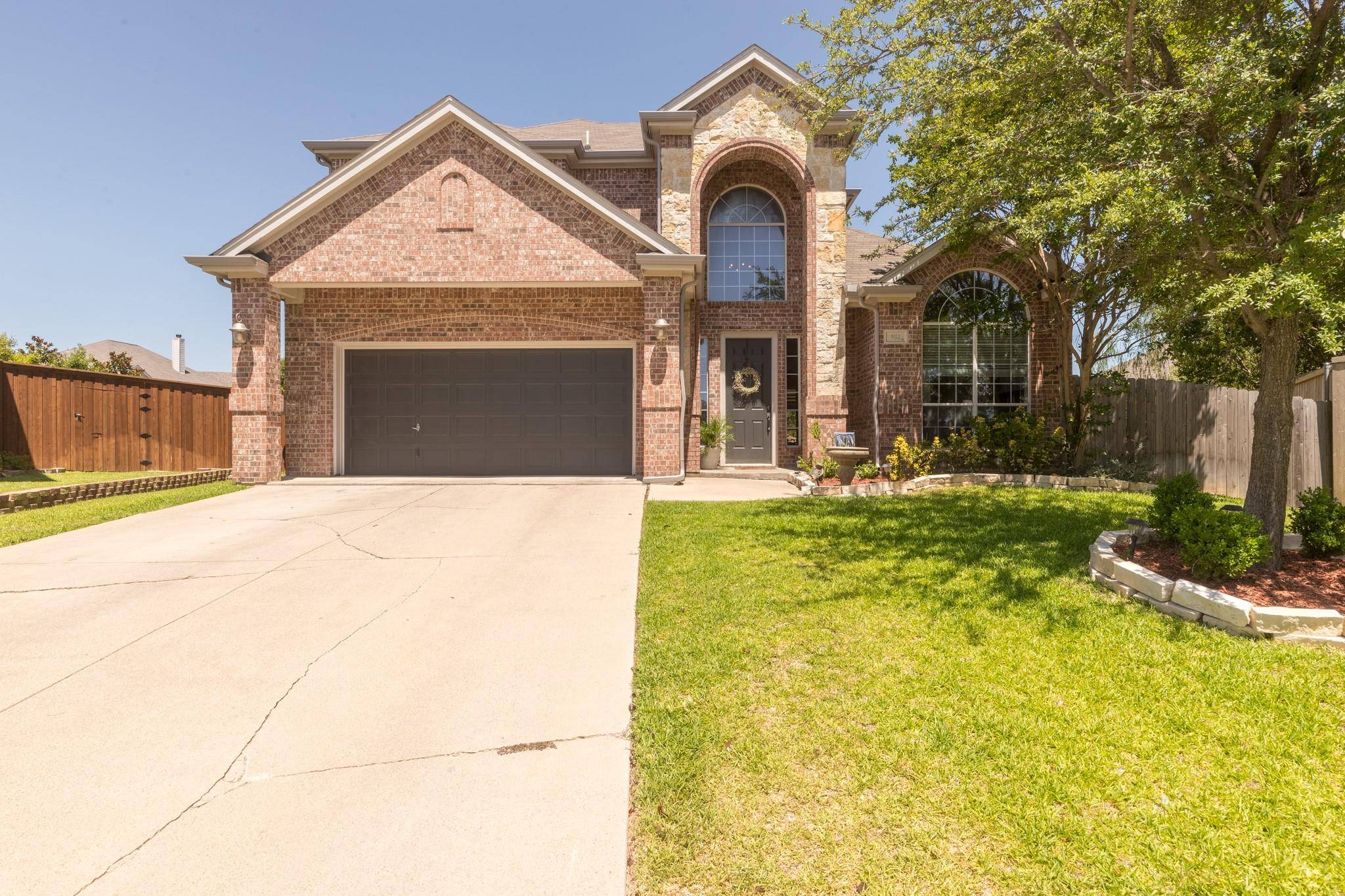 Burleson, TX 76028,901 Azalea Court