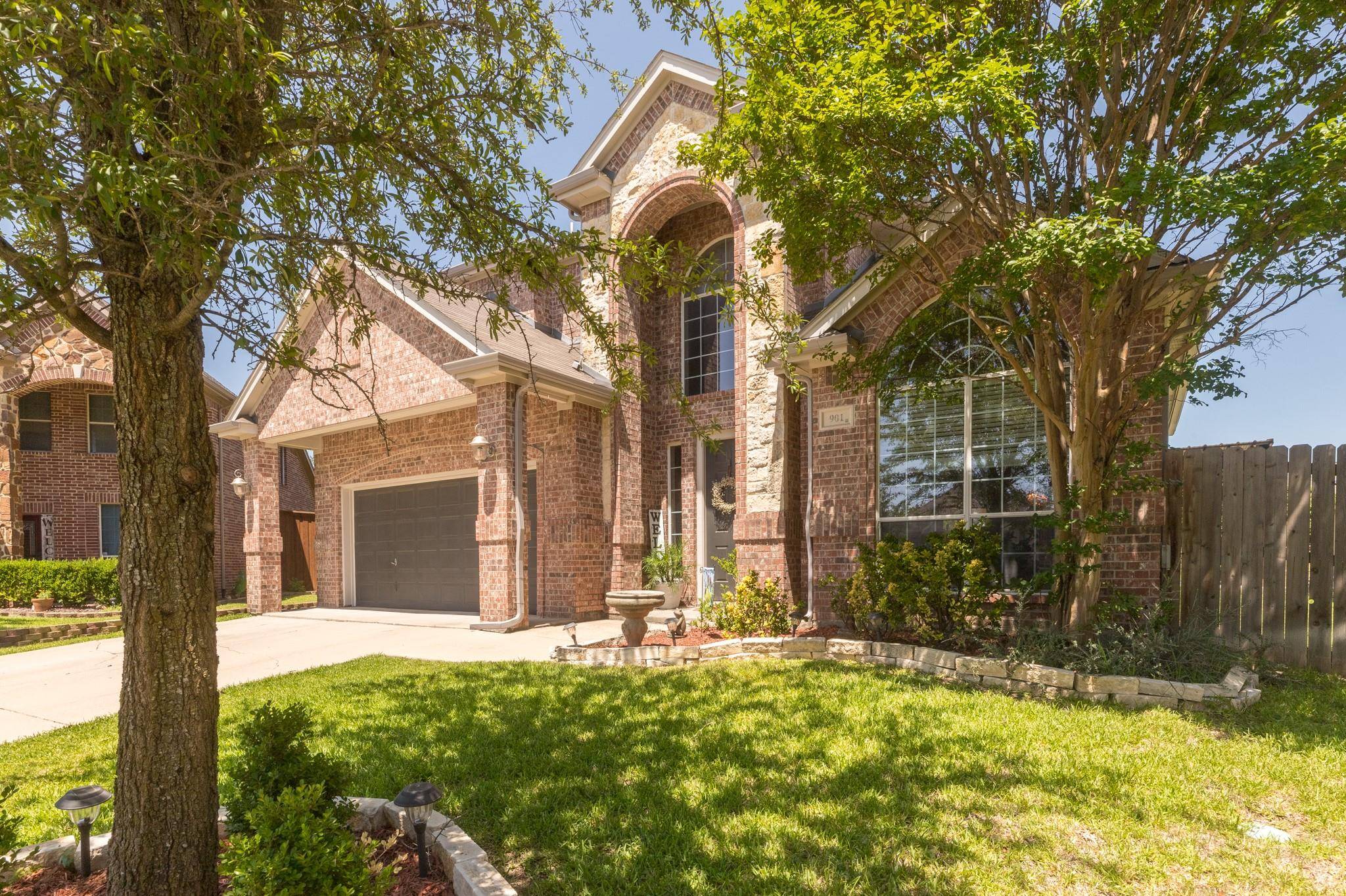 Burleson, TX 76028,901 Azalea Court