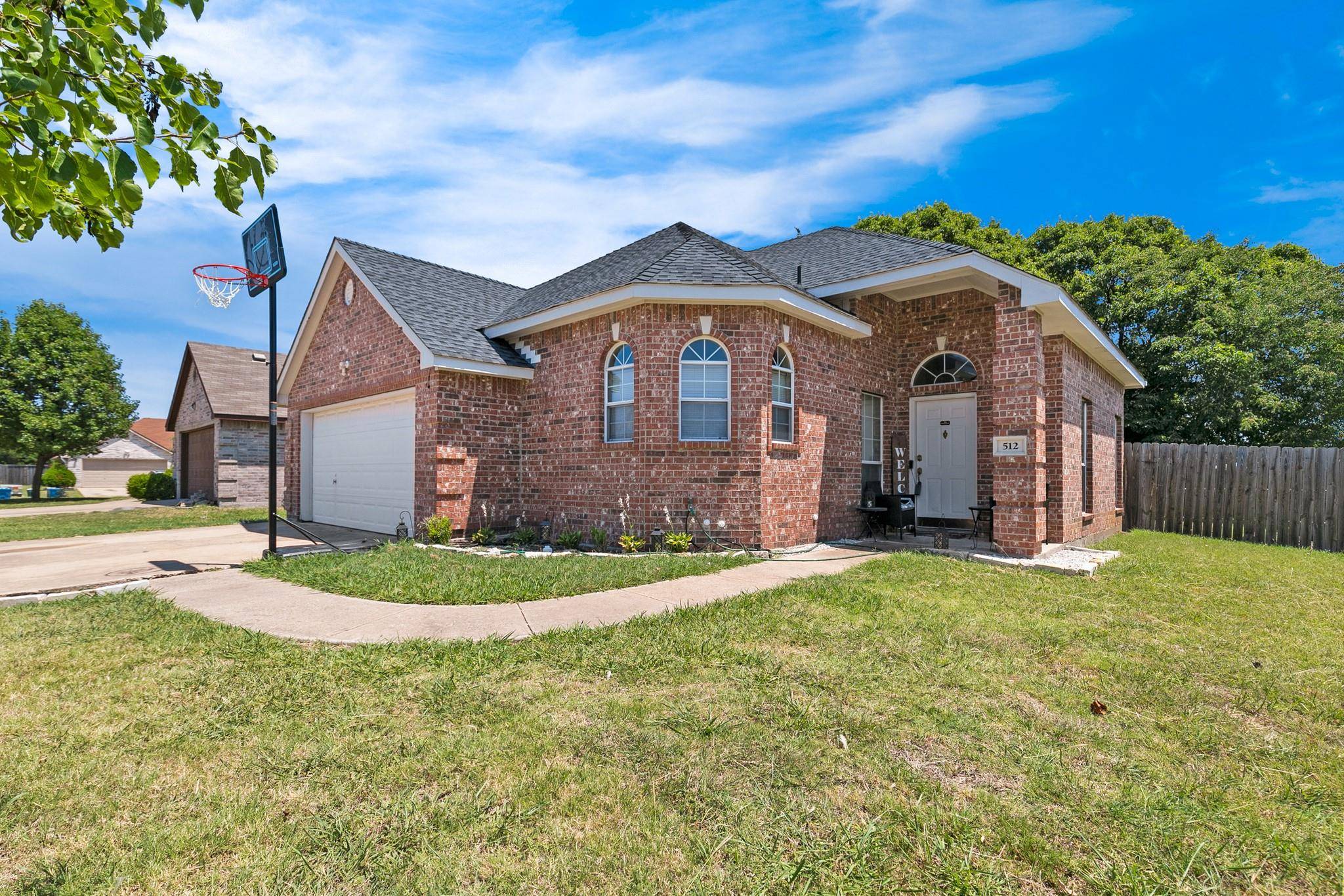 Seagoville, TX 75159,512 Hampton Court