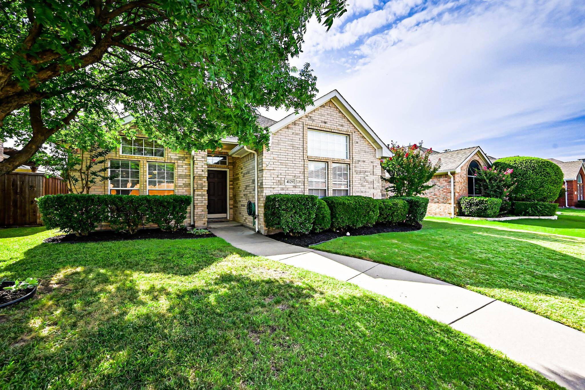 Carrollton, TX 75010,4129 Creekmeadow Drive