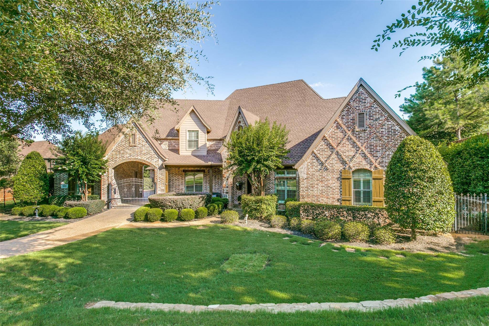 Grapevine, TX 76051,3205 Wild Oak Trail