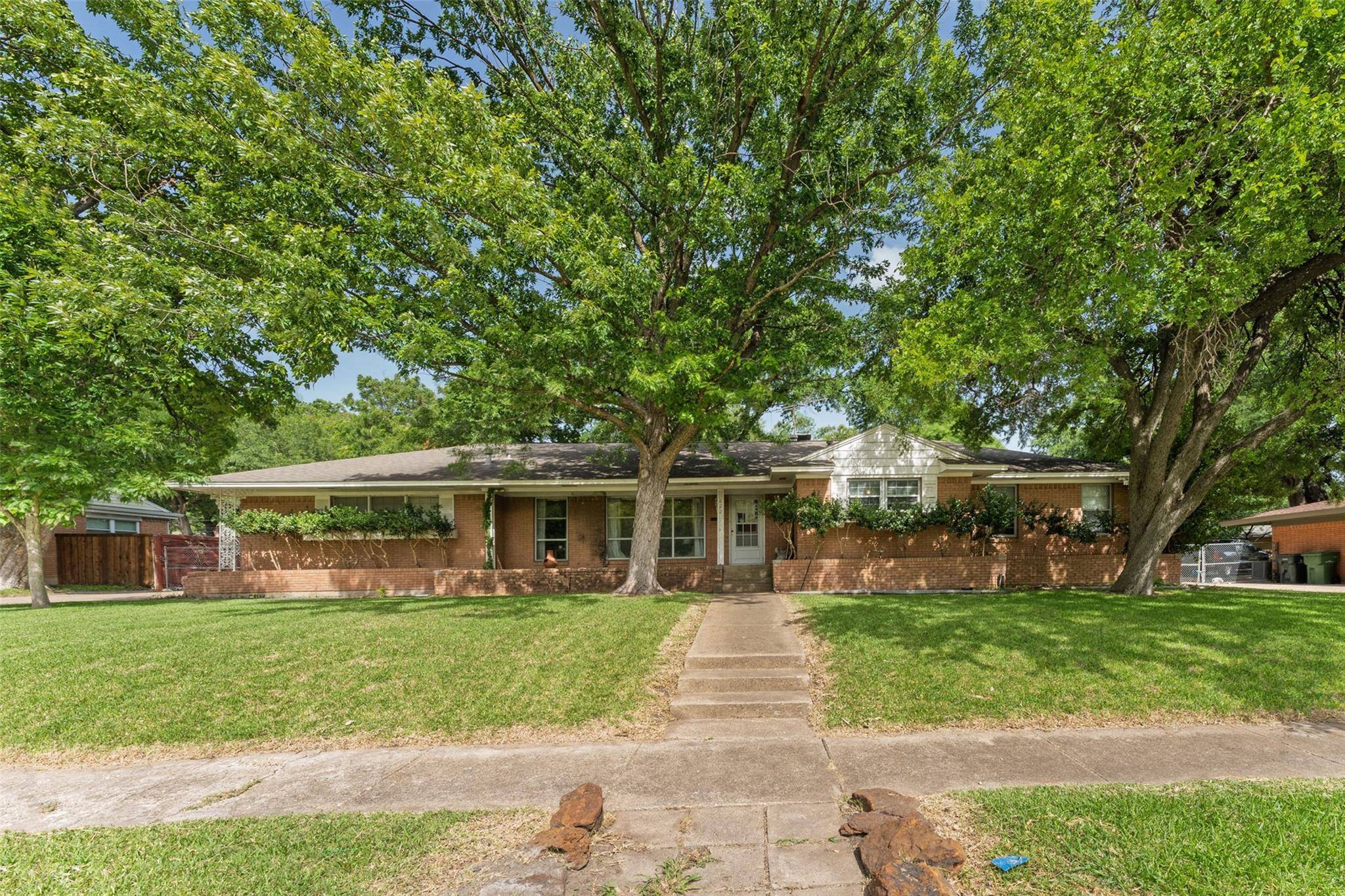 Garland, TX 75041,622 W Ridgewood Drive